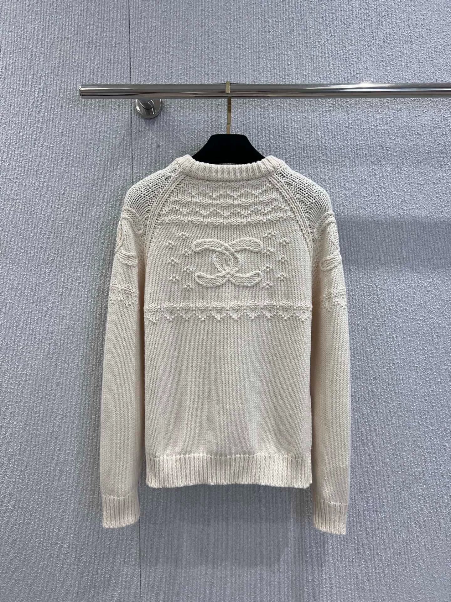 25fw Hook flower round neck cashmere knitted sweater