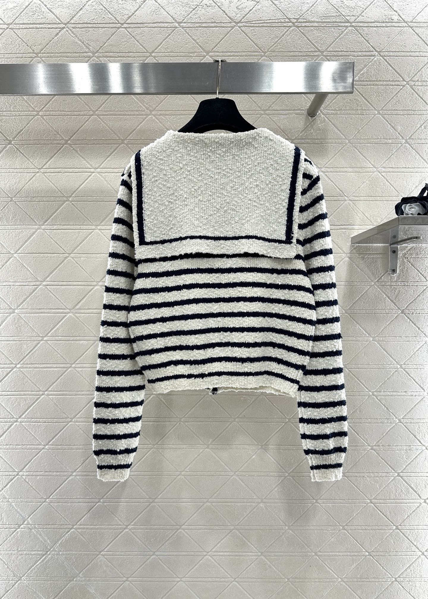 Shawl lapel knitted striped cardigan