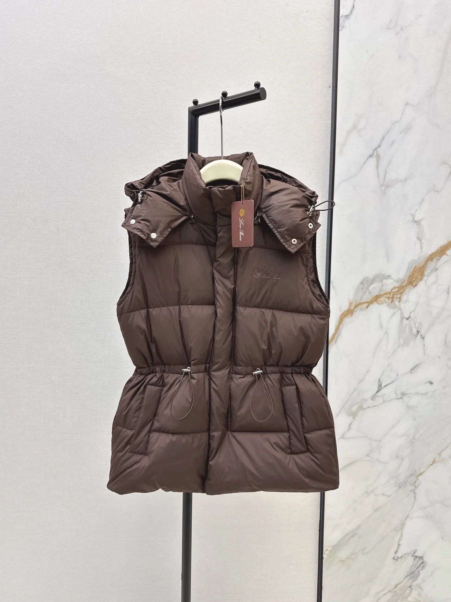 25 New drawstring waistband down vest jacket