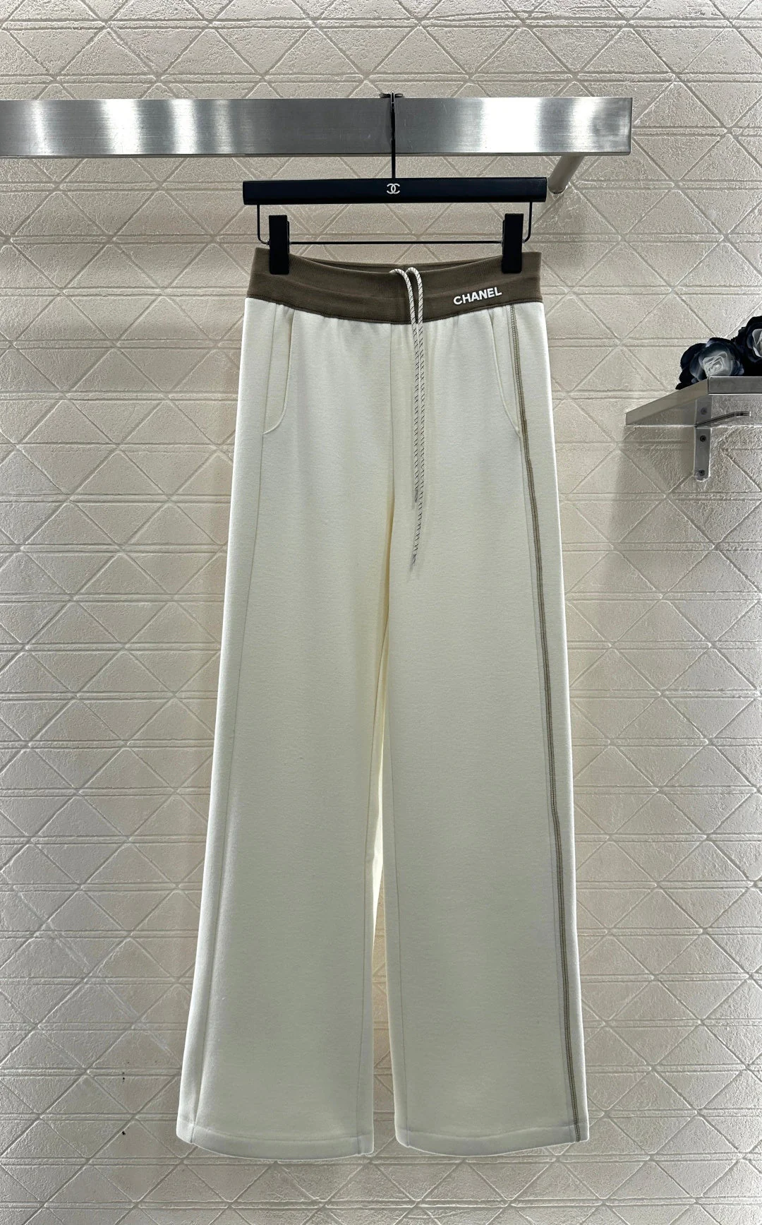 Drawstring wide leg pants