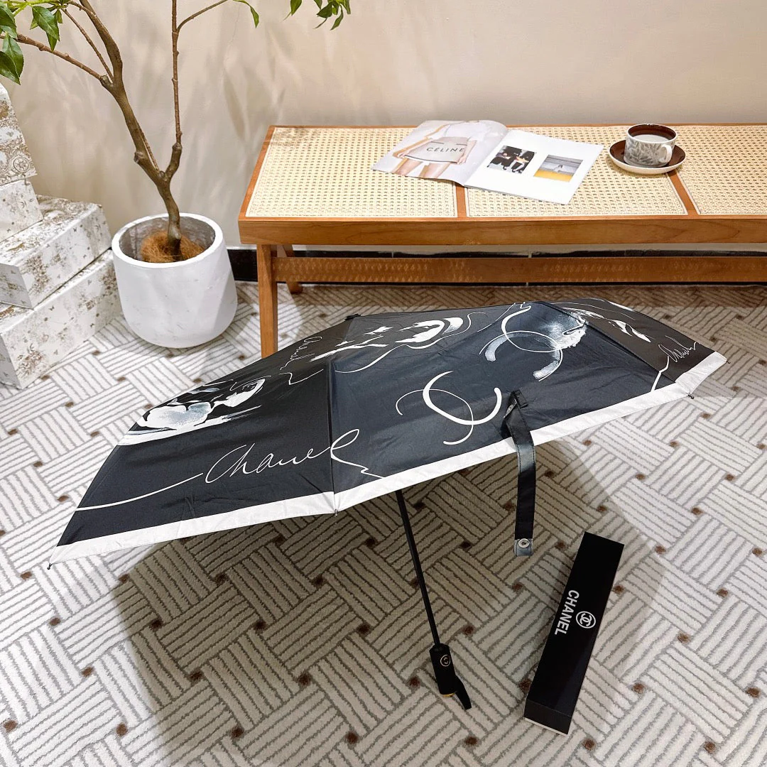 New automatic folding umbrella