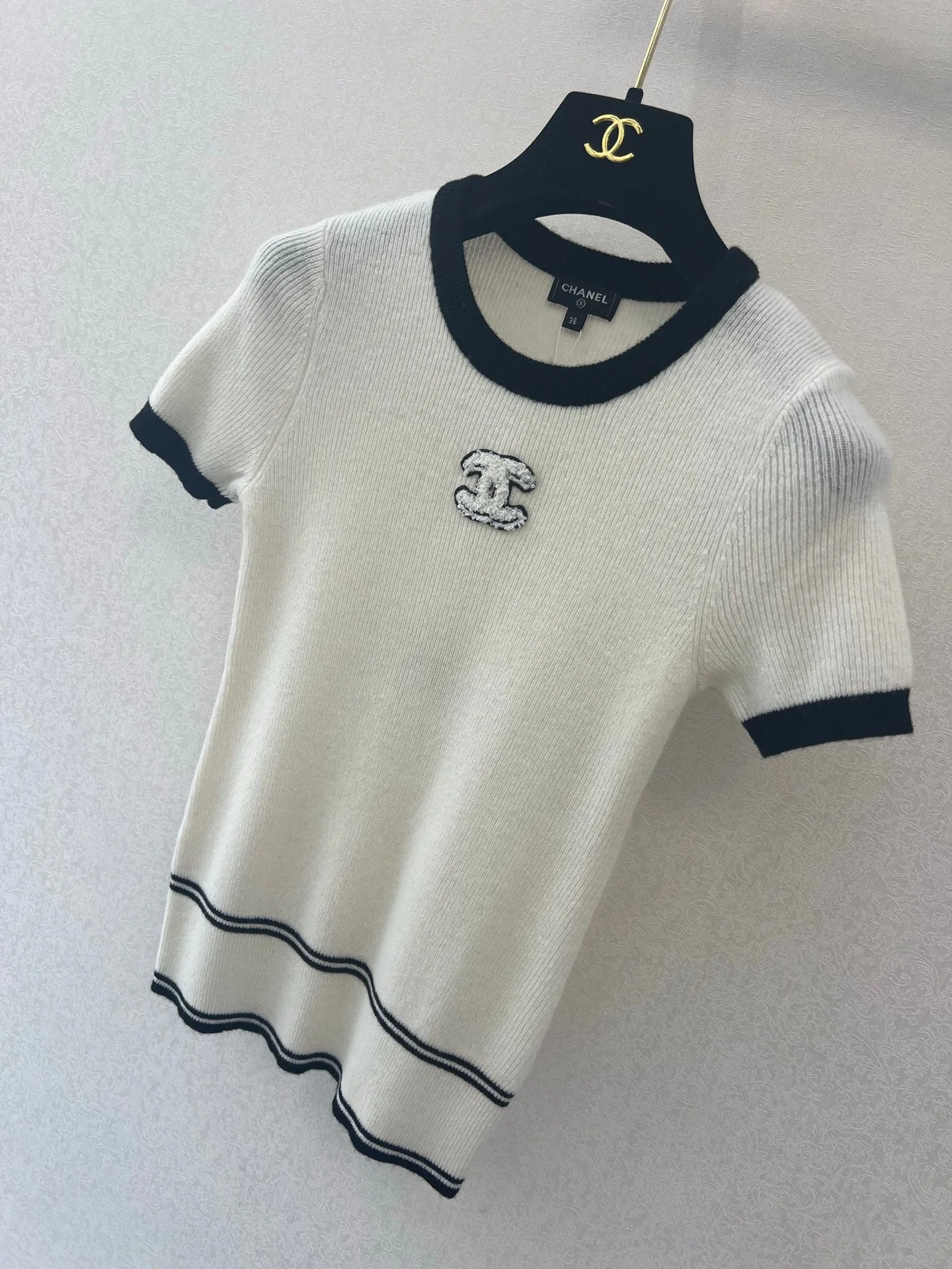 25fw  Round neck short sleeved shirt