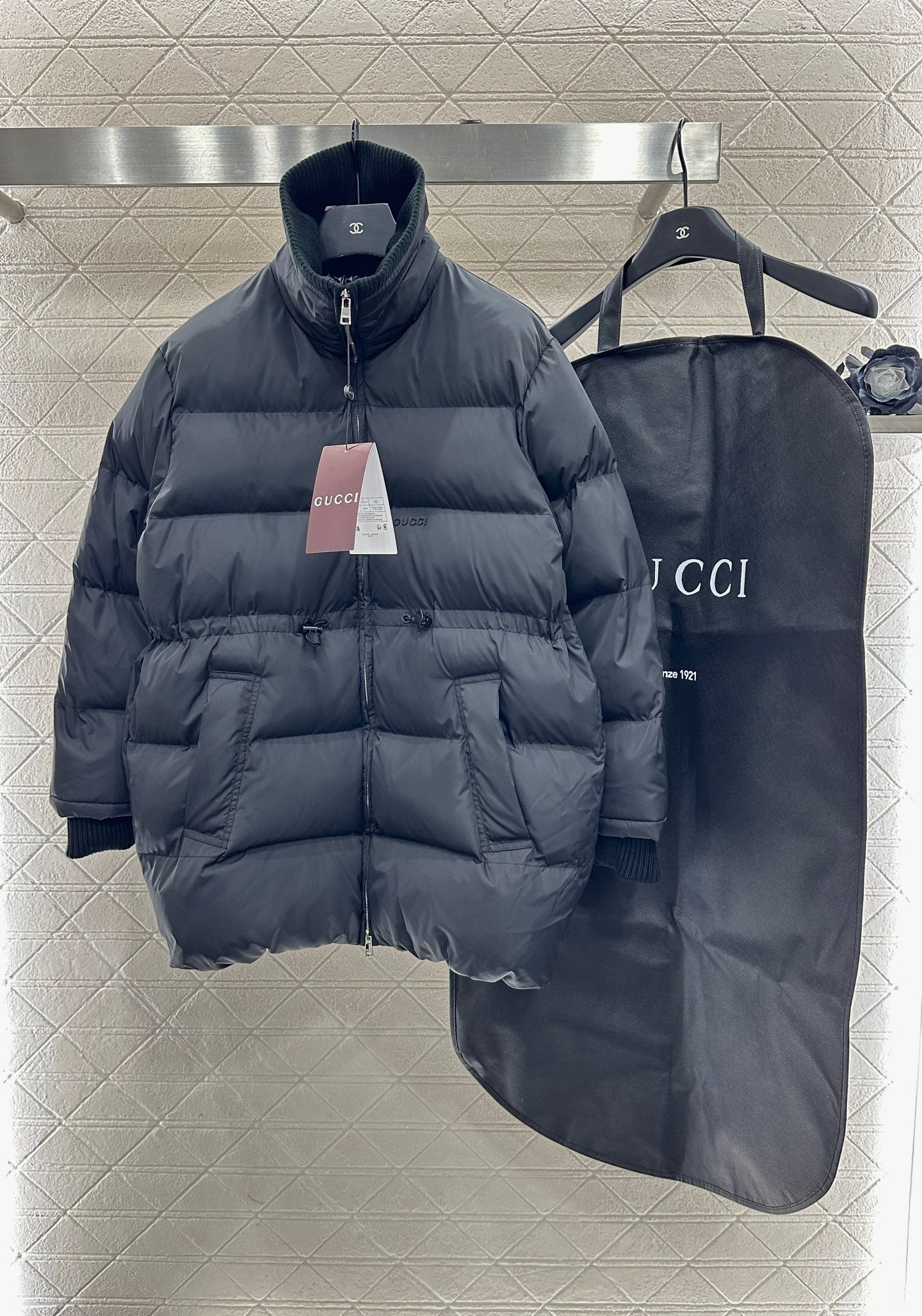 Jacquard mid length down jacket