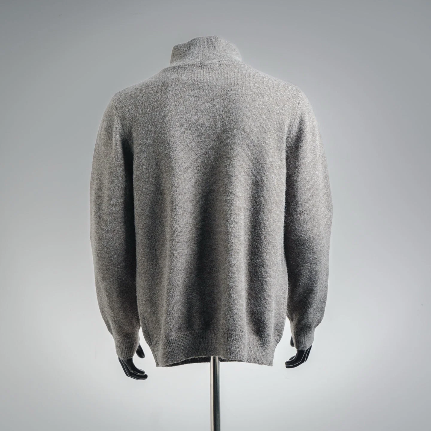 Cel 25fw knitted sweater