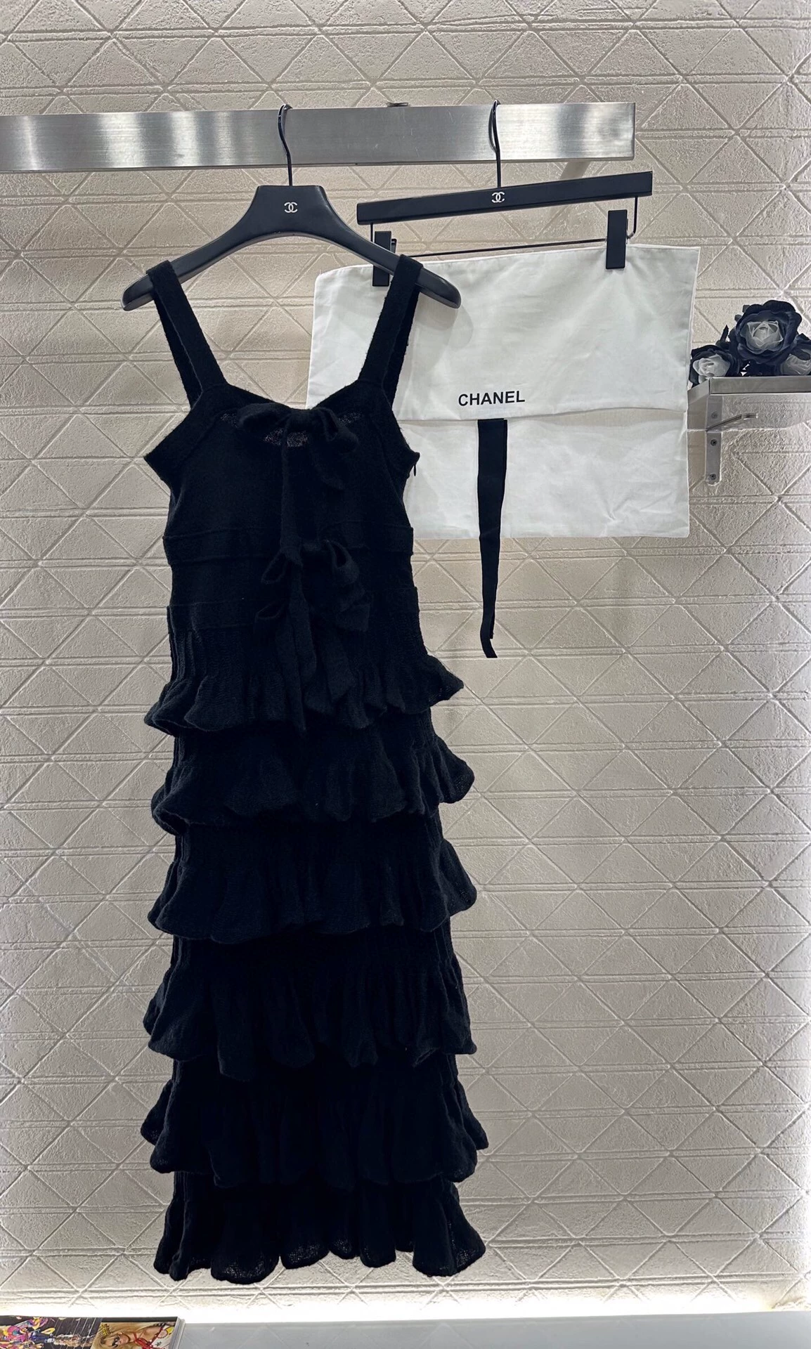 Layered cake bow knitted camisole skirt