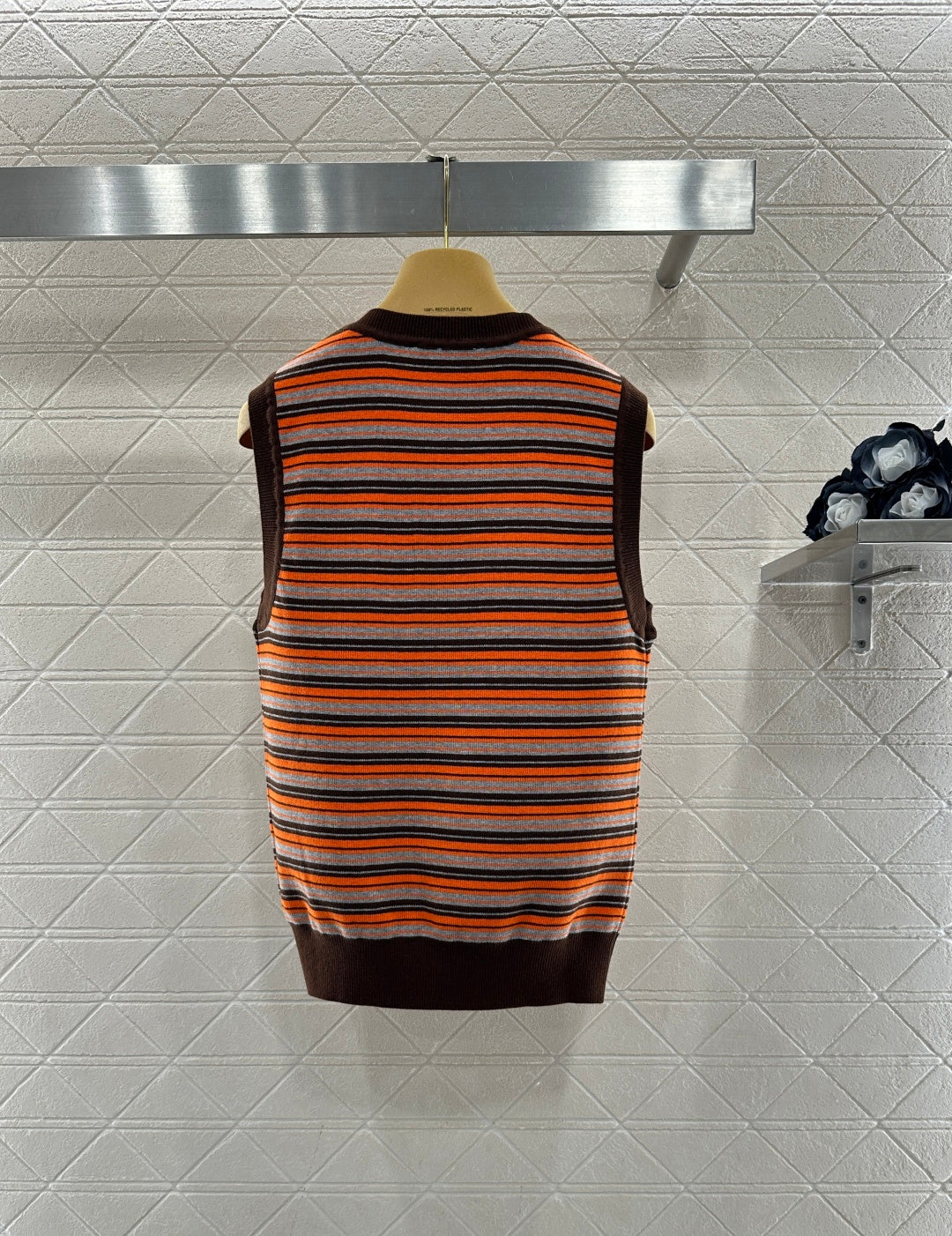 Round Neck Striped Knit Vest