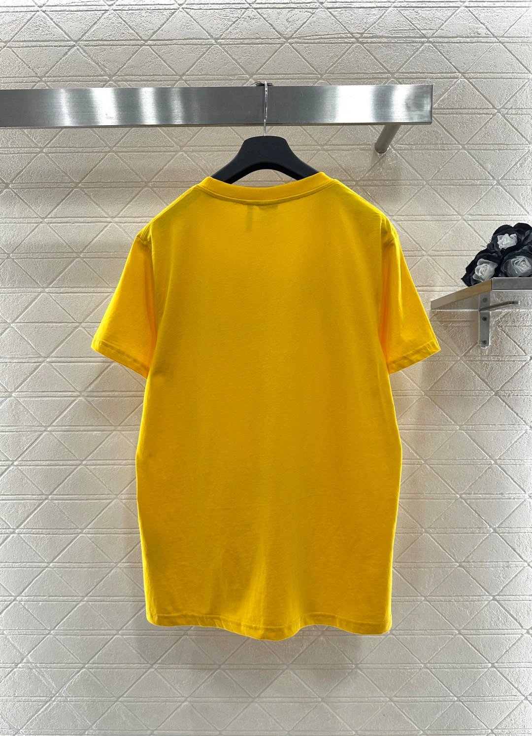 Ribbed Contrast Crewneck Logo Short-Sleeve T-Shirt