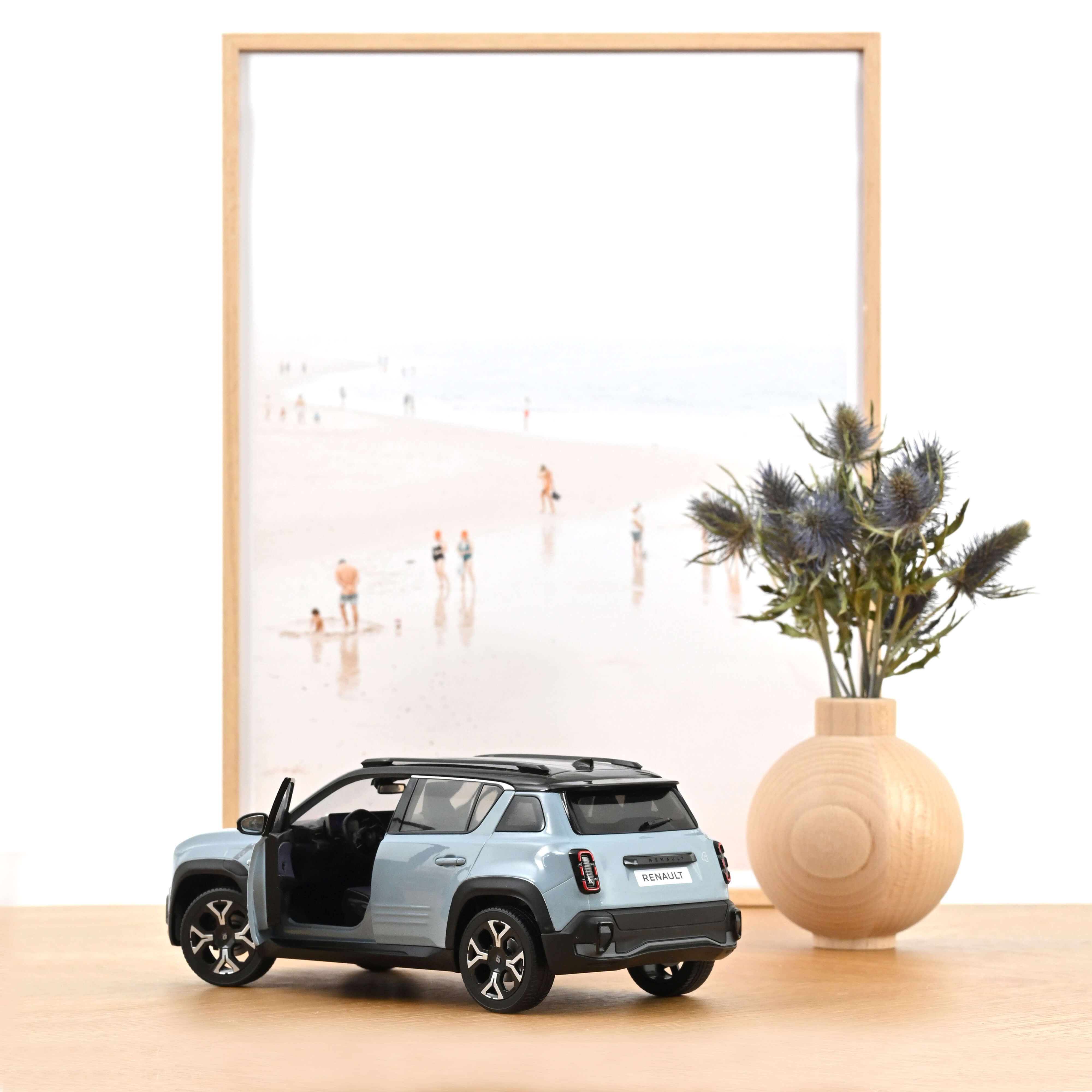 Renault 4 E-Tech Electric 2025 Cloud Blue 1:18