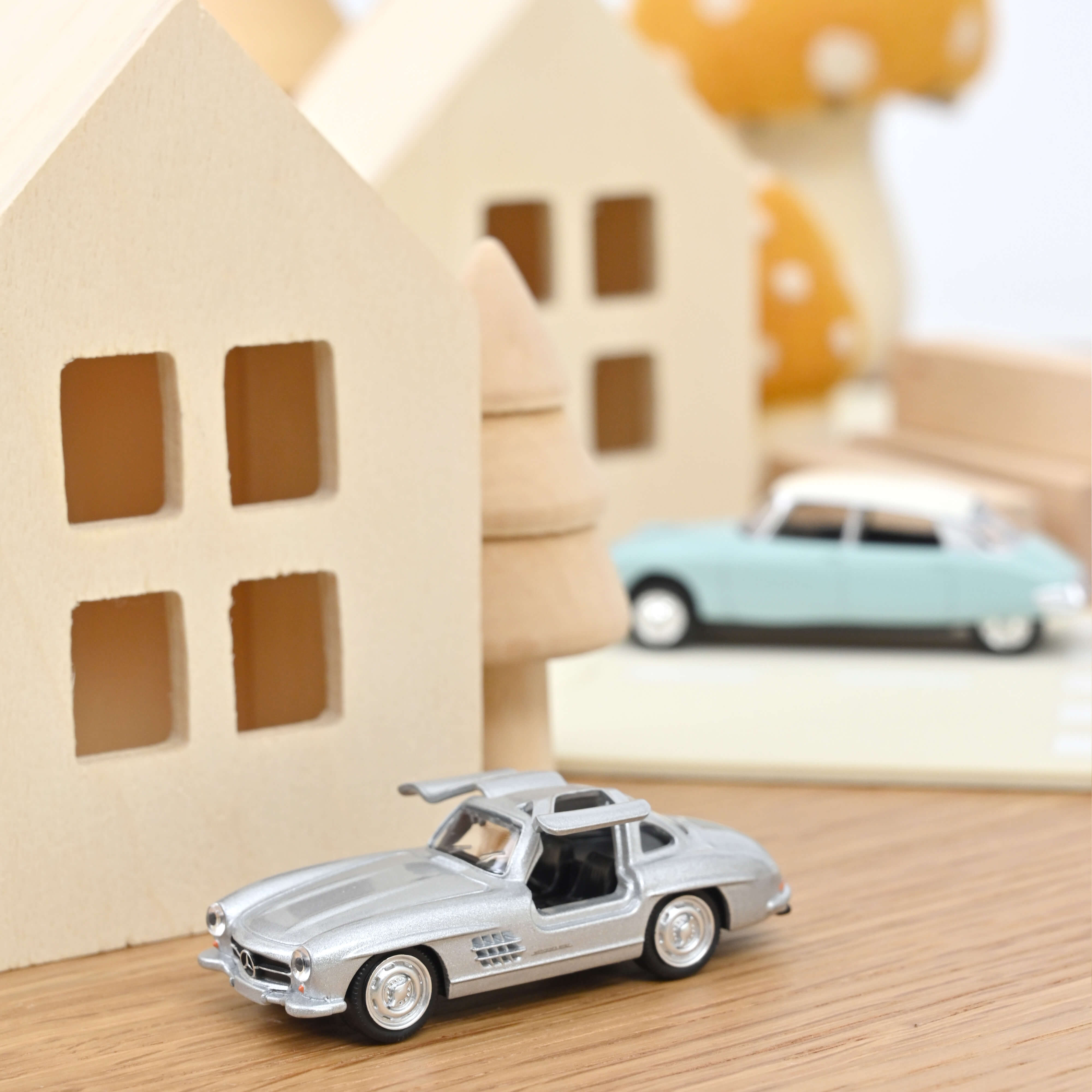 Mercedes Benz 300SL Silver 1:64