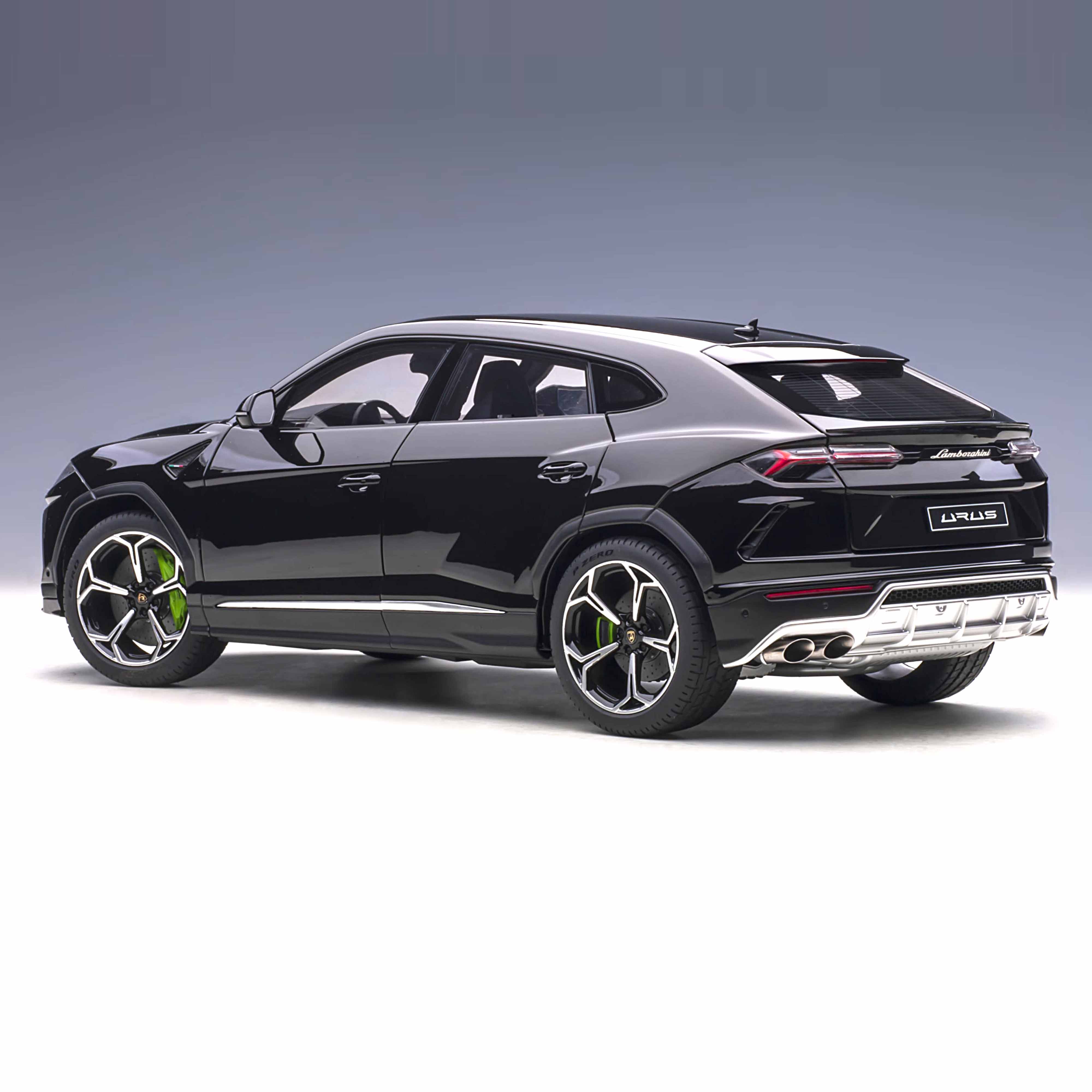 Lamborghini Urus 2018 Intense Black 1:18