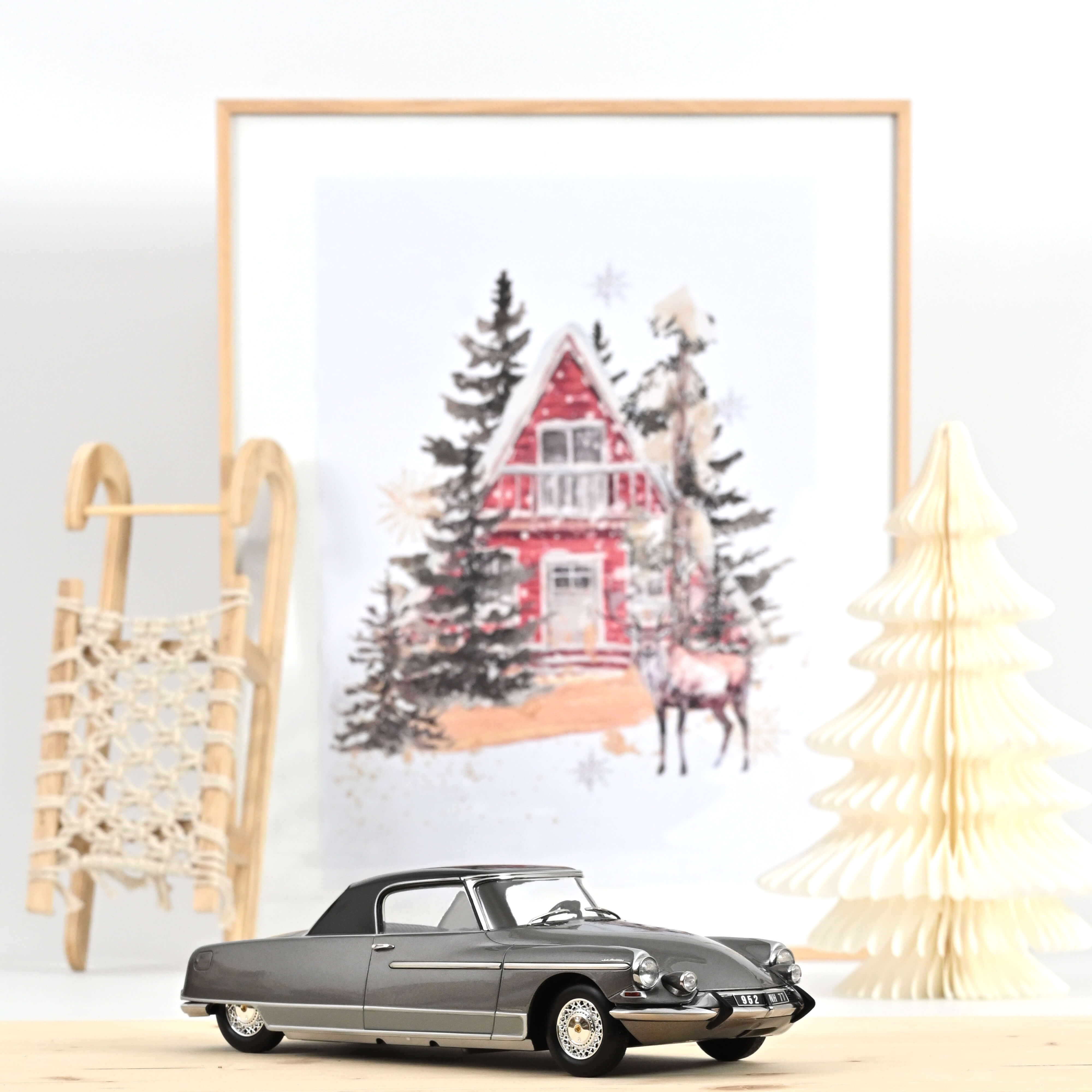 Citroën DS 19 Le Dandy 1964 Grey and Black 1:18 - 300pcs