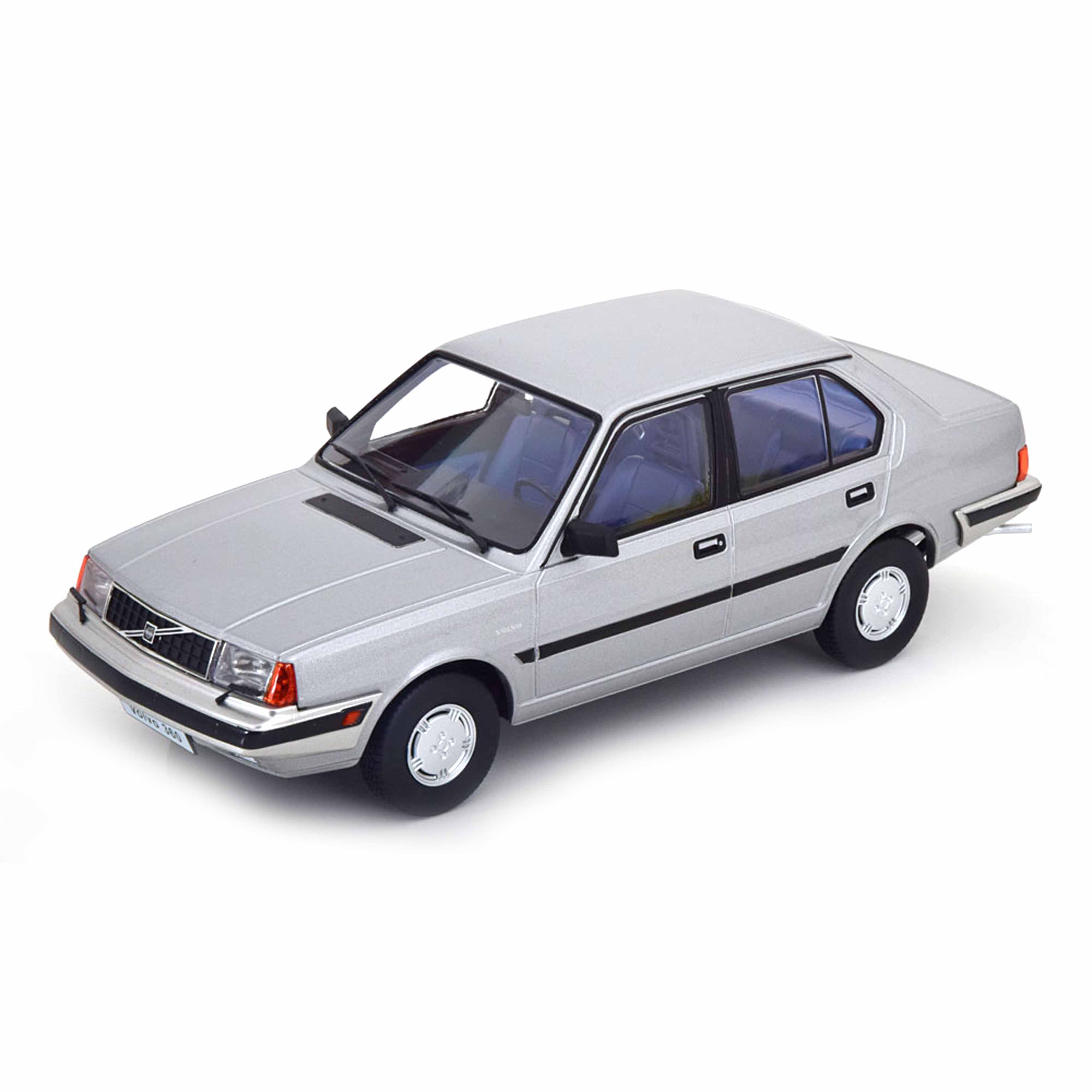Volvo 360 1987 Silver 1:18