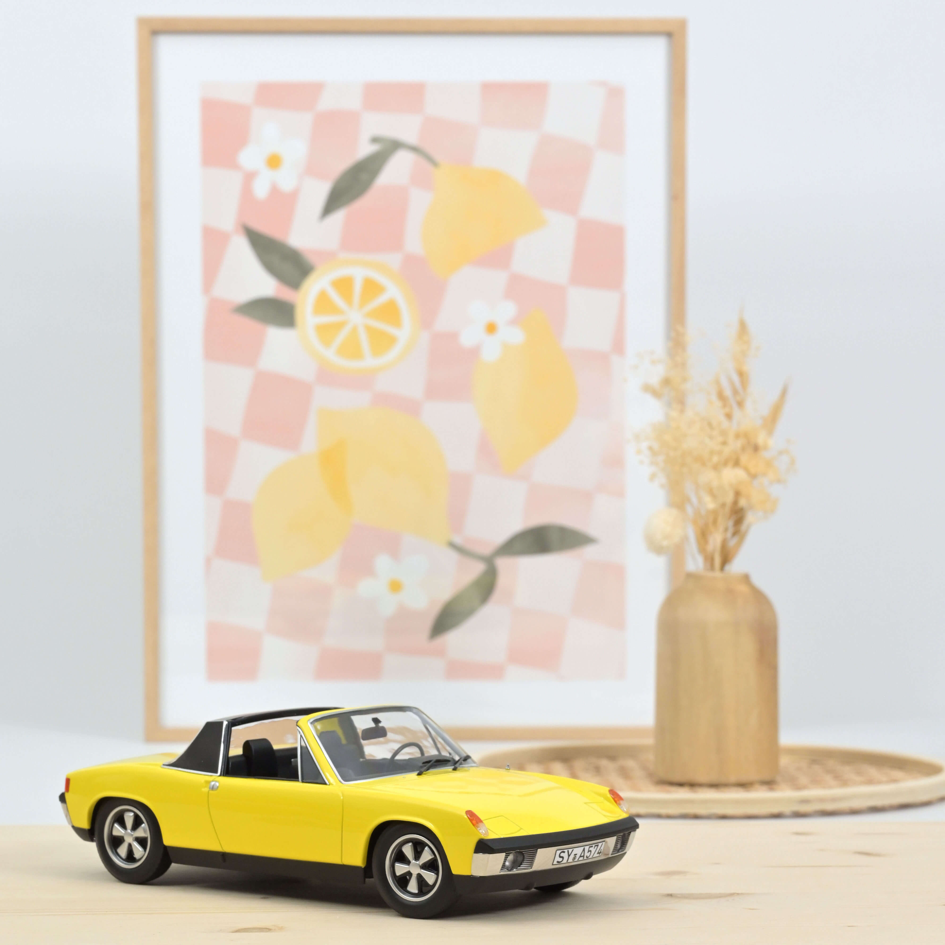 VW-Porsche 914-6 1973 Yellow 1:18