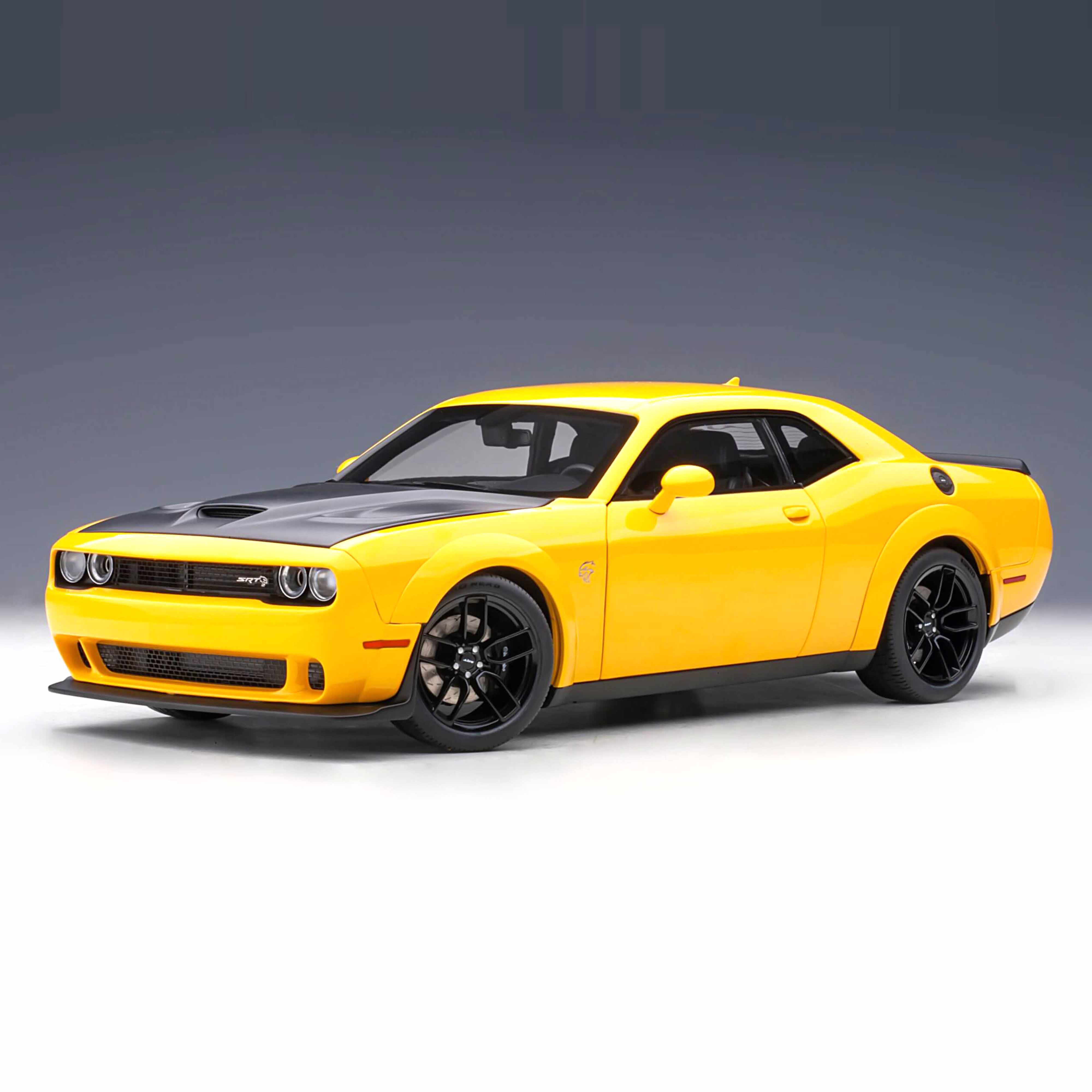 Dodge Challenger SRT - Hellcat widebody 2018 1:18