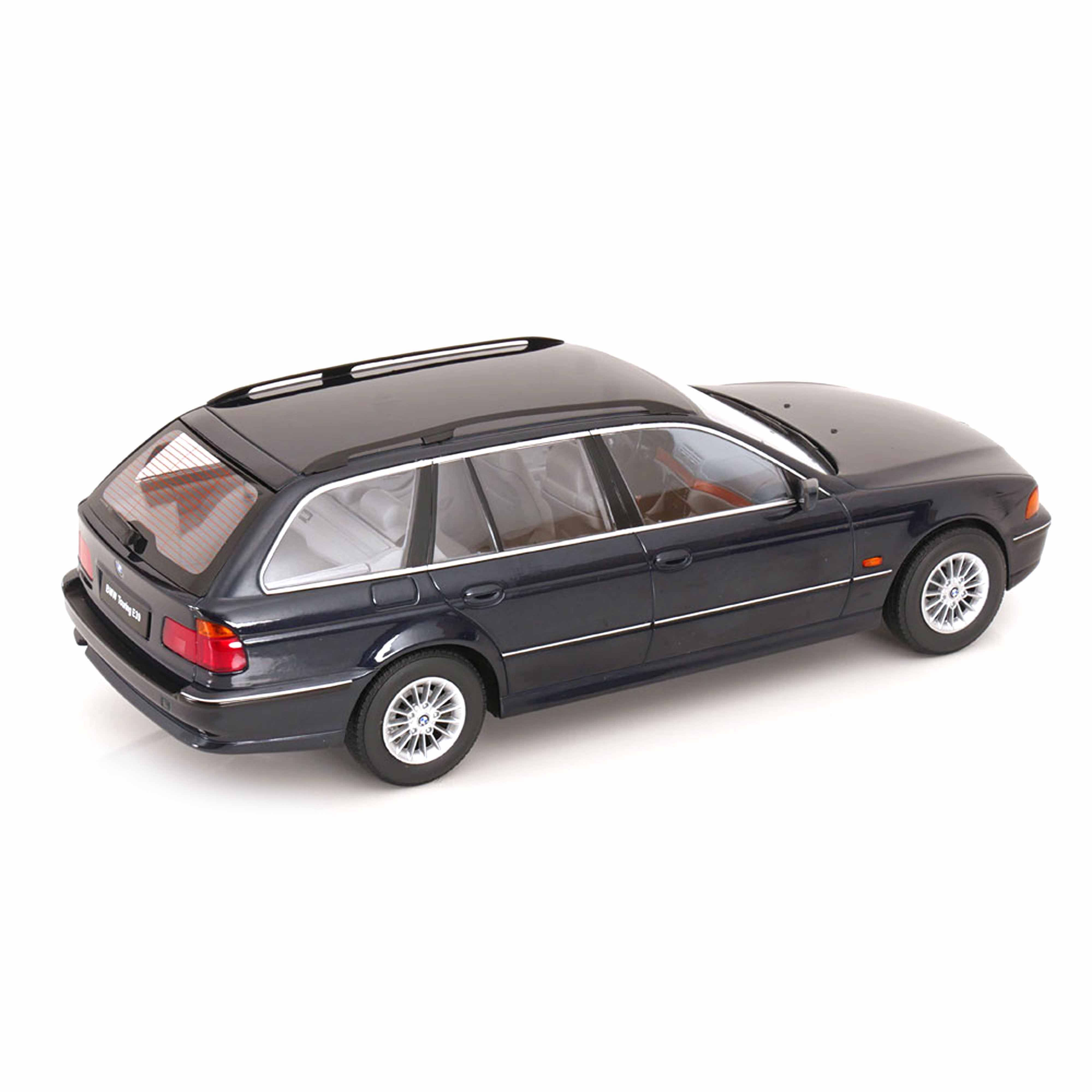 BMW 5er Series E39 Touring 1998 Darkblue Metallic 1:18