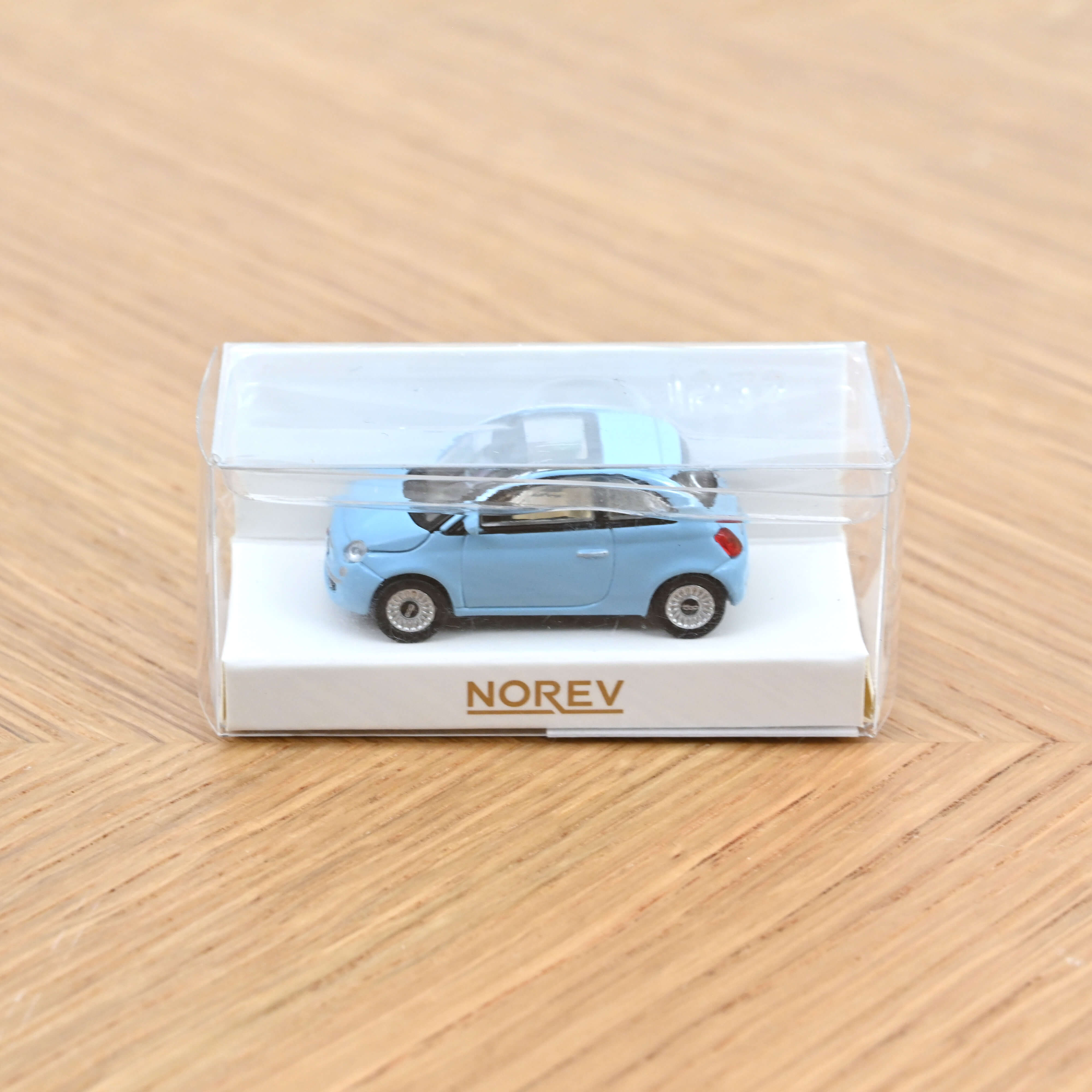 Fiat 500 2008 Blue 1:87