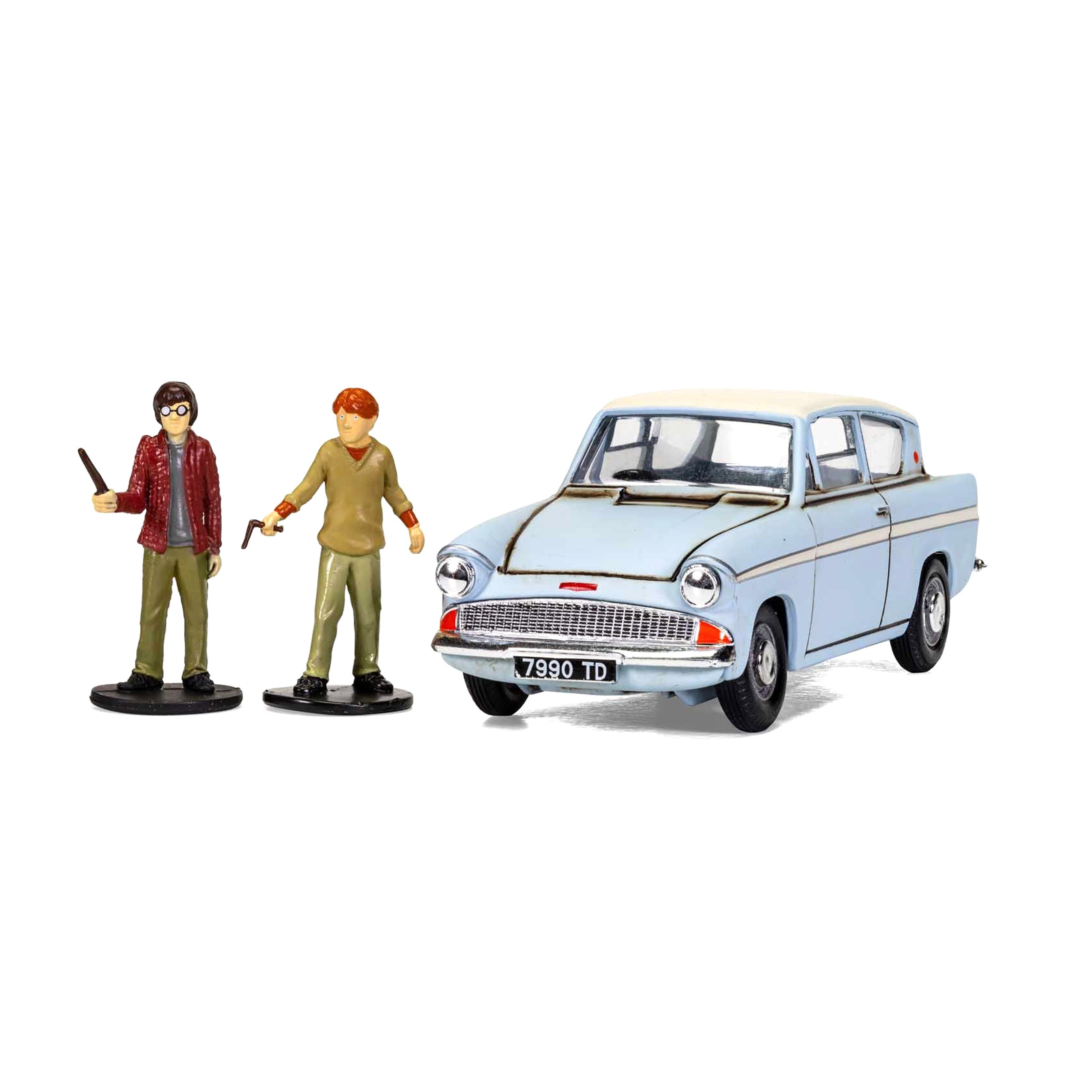 Harry Potter - Enchanted Ford Anglia with figures 1:43