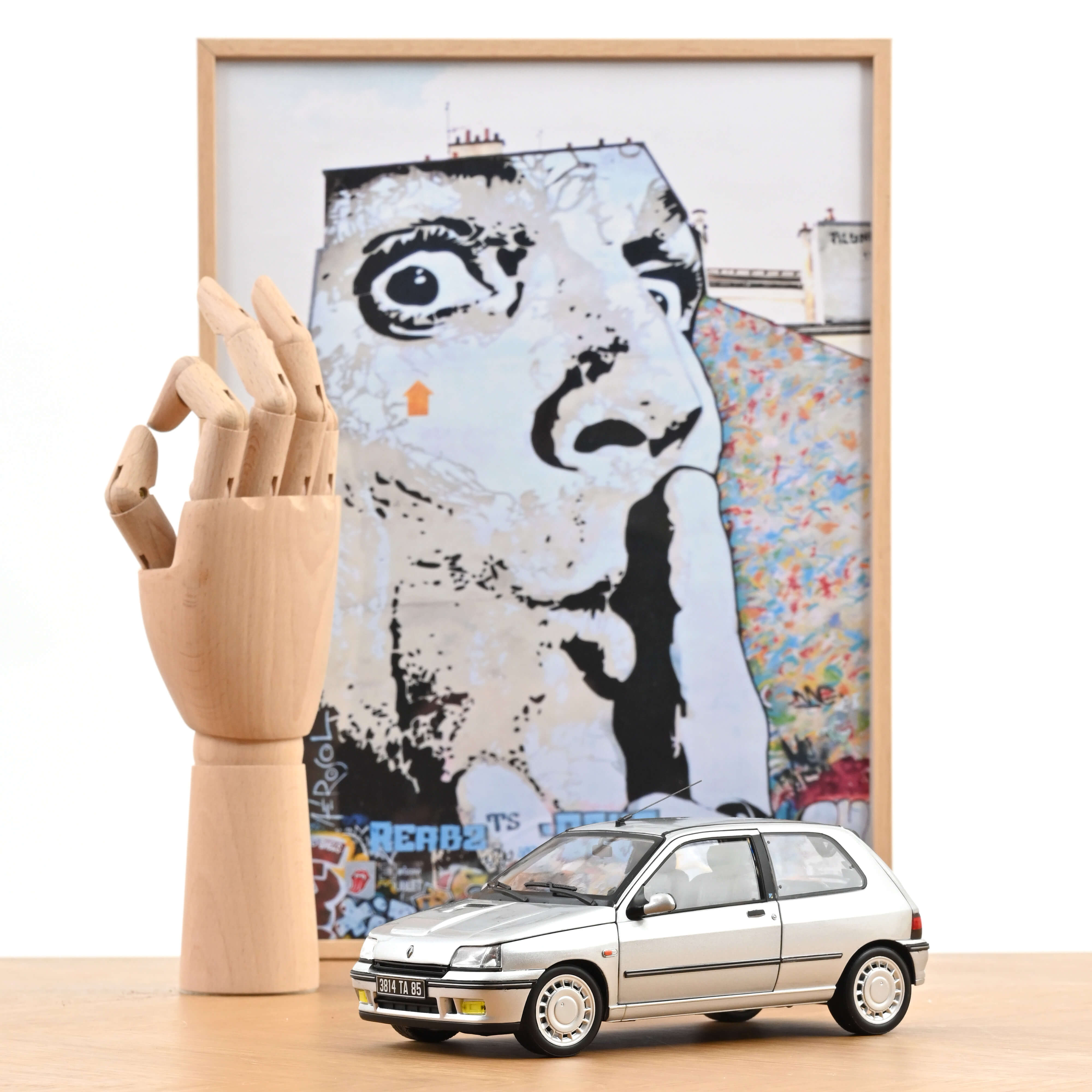 Renault Clio 16S 1992 Iceberg Grey 1:18