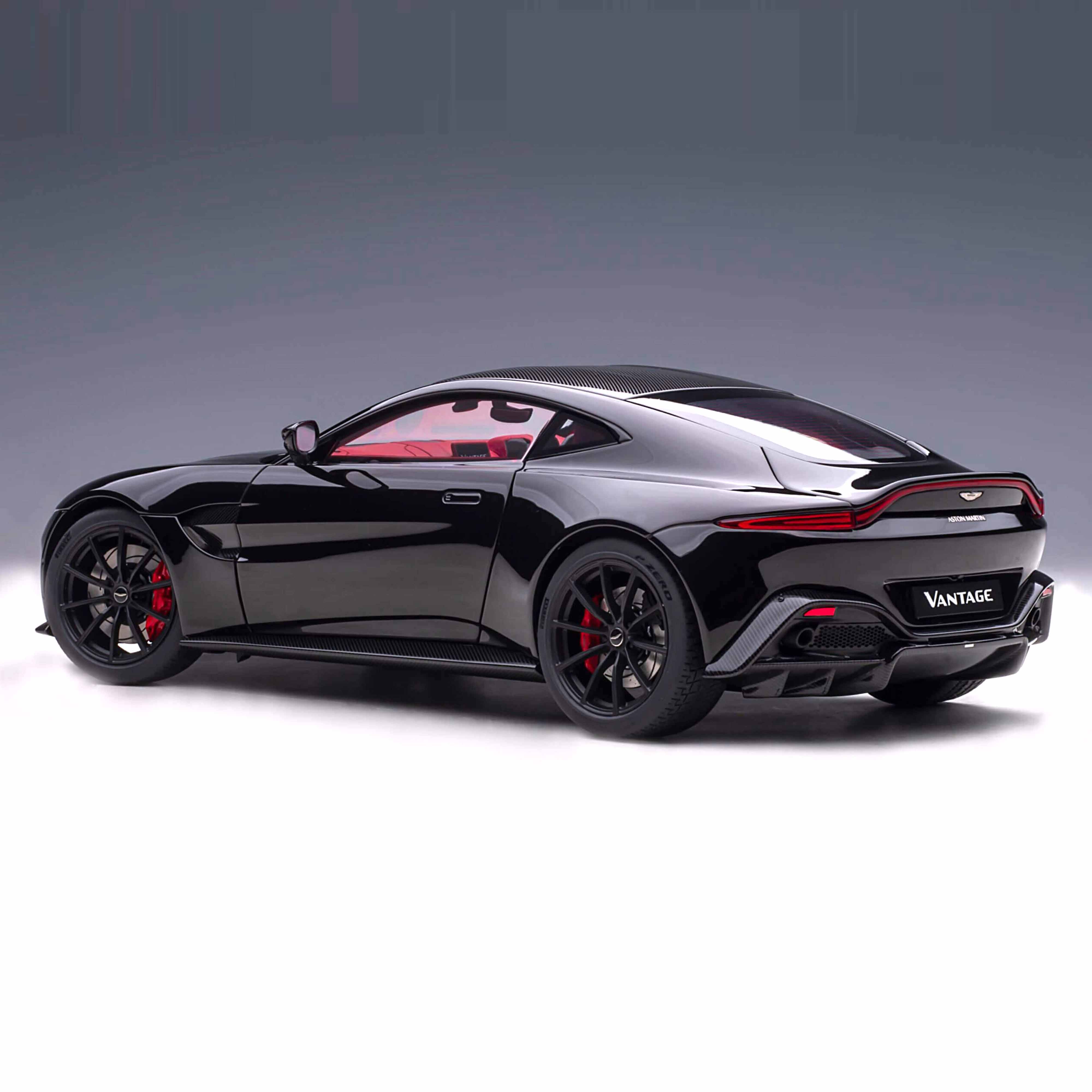 Aston Martin Vantage 2019 Jet Black 1:18