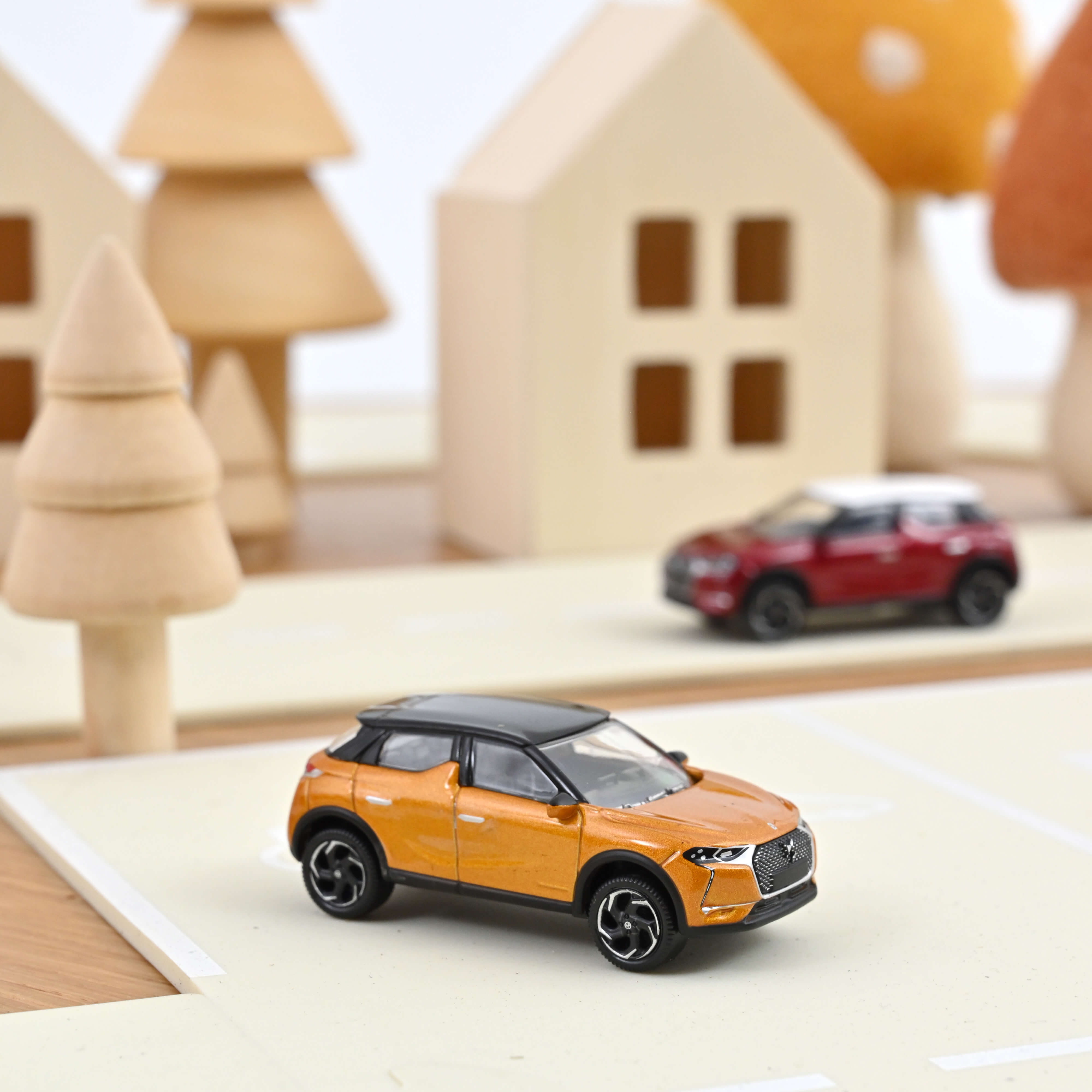 DS 3 Crossback Gold 1:64