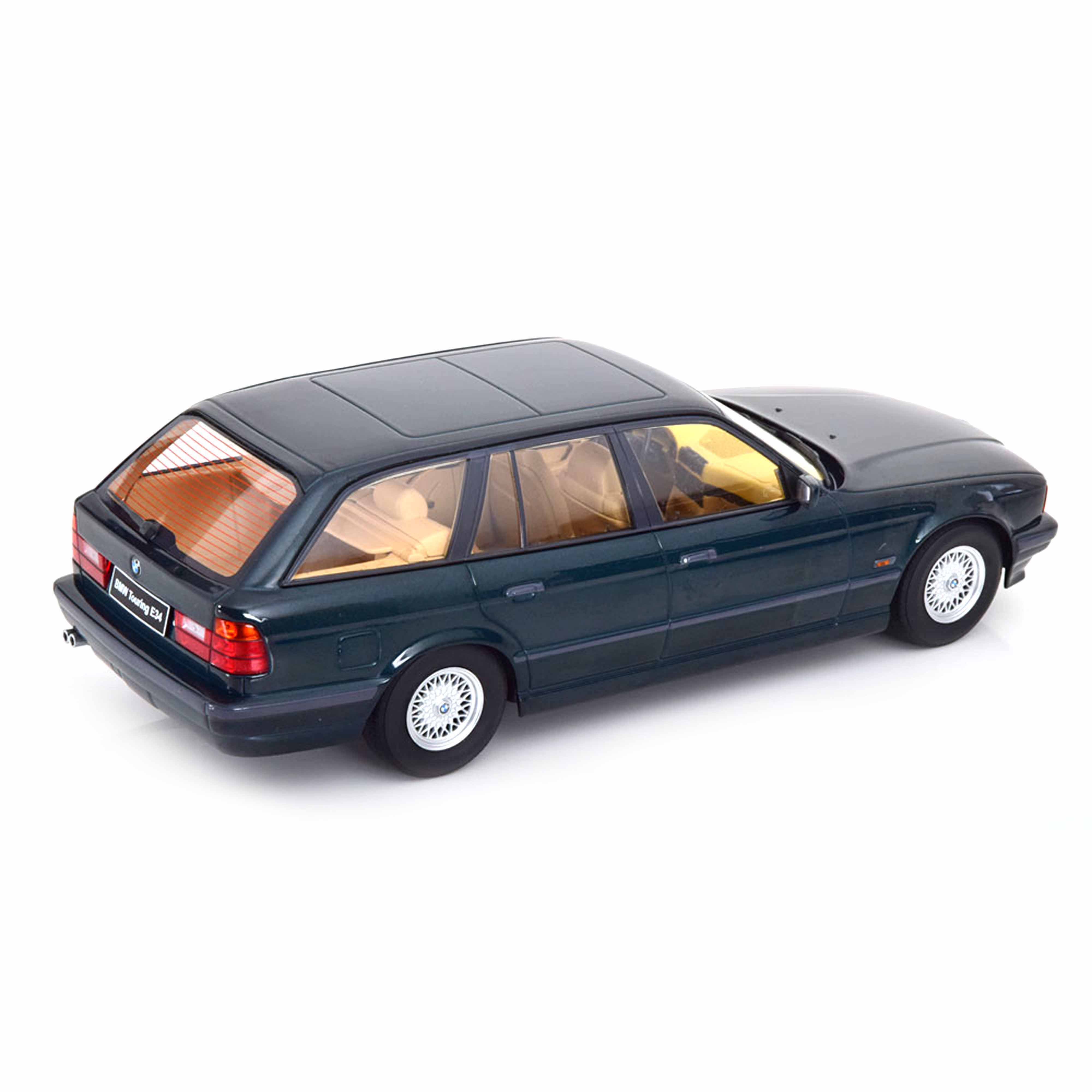 BMW 5er Series E34 Touring 1996 Darkgreen 1:18