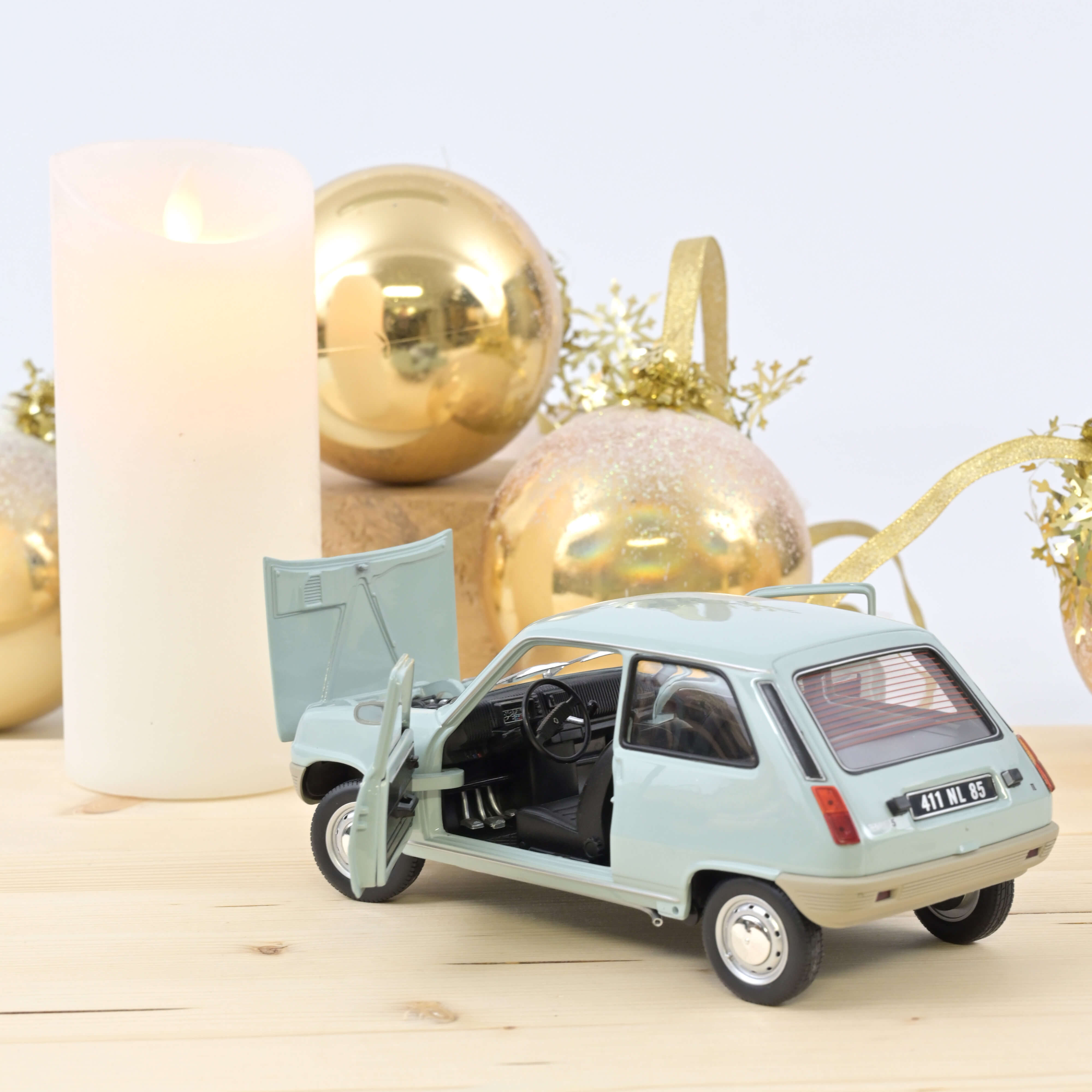 Renault 5 1972 Clear Blue 1:18