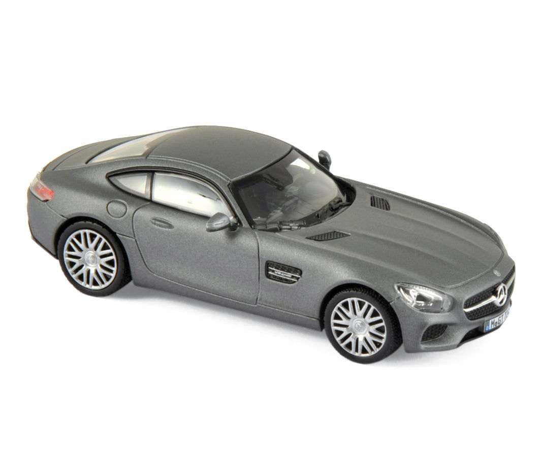 Mercedes-AMG GT S 2015 Grey matt 1:43