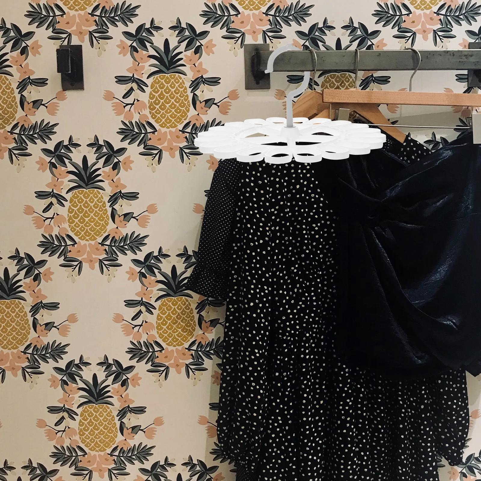 2 Pcs Clothes Drying Rack Socks Hanger Foldable Multi Clip Hangers White