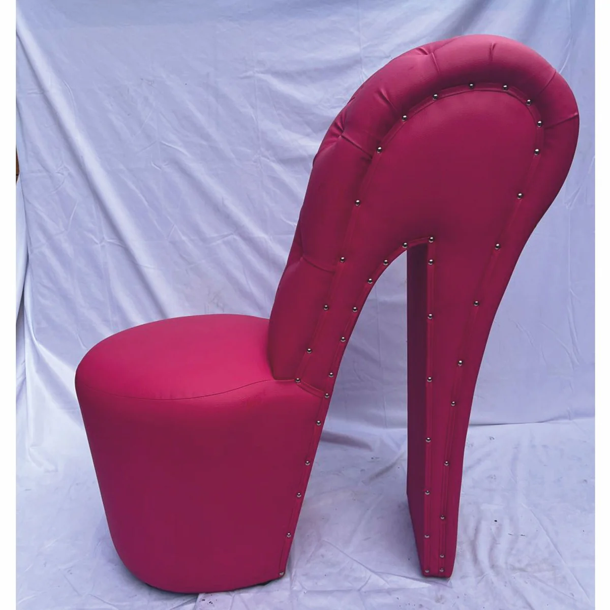 Luxus High Heel Kunstleder Sessel mit Glitzersteinen Pink H. 100 cm