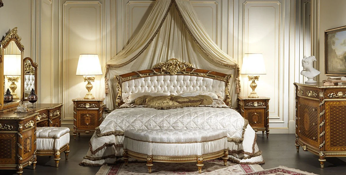 Luxury Baroque Bedroom Set White / Brown / Gold - 1 Double Bed with Headboard & 1 Canopy & 2 Bedside Tables & 1 Bench - Baroque Bedroom Furniture - Baroque Hotel Furniture