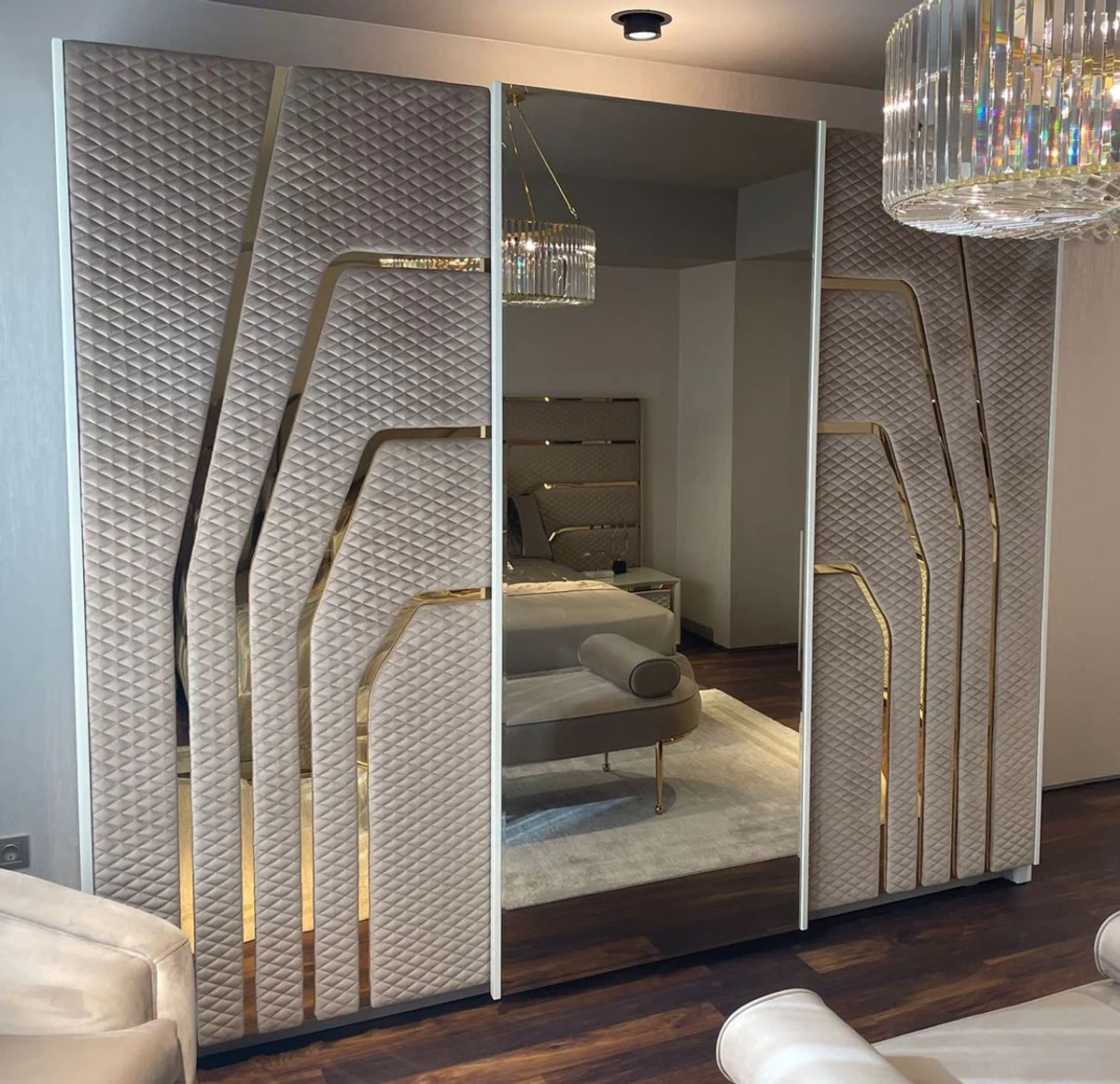 Luxury Art Deco bedroom wardrobe gray / gold 270 x H. 230 cm - Mirrored wardrobe with 3 sliding doors - Art Deco bedroom & hotel furniture - Luxury collection