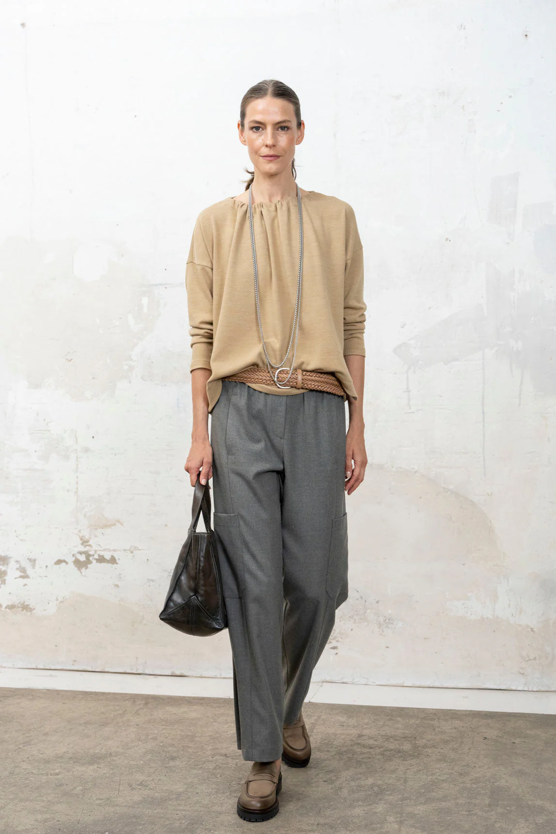 Rivera-Spanien Sabrina-Gürtelkamel