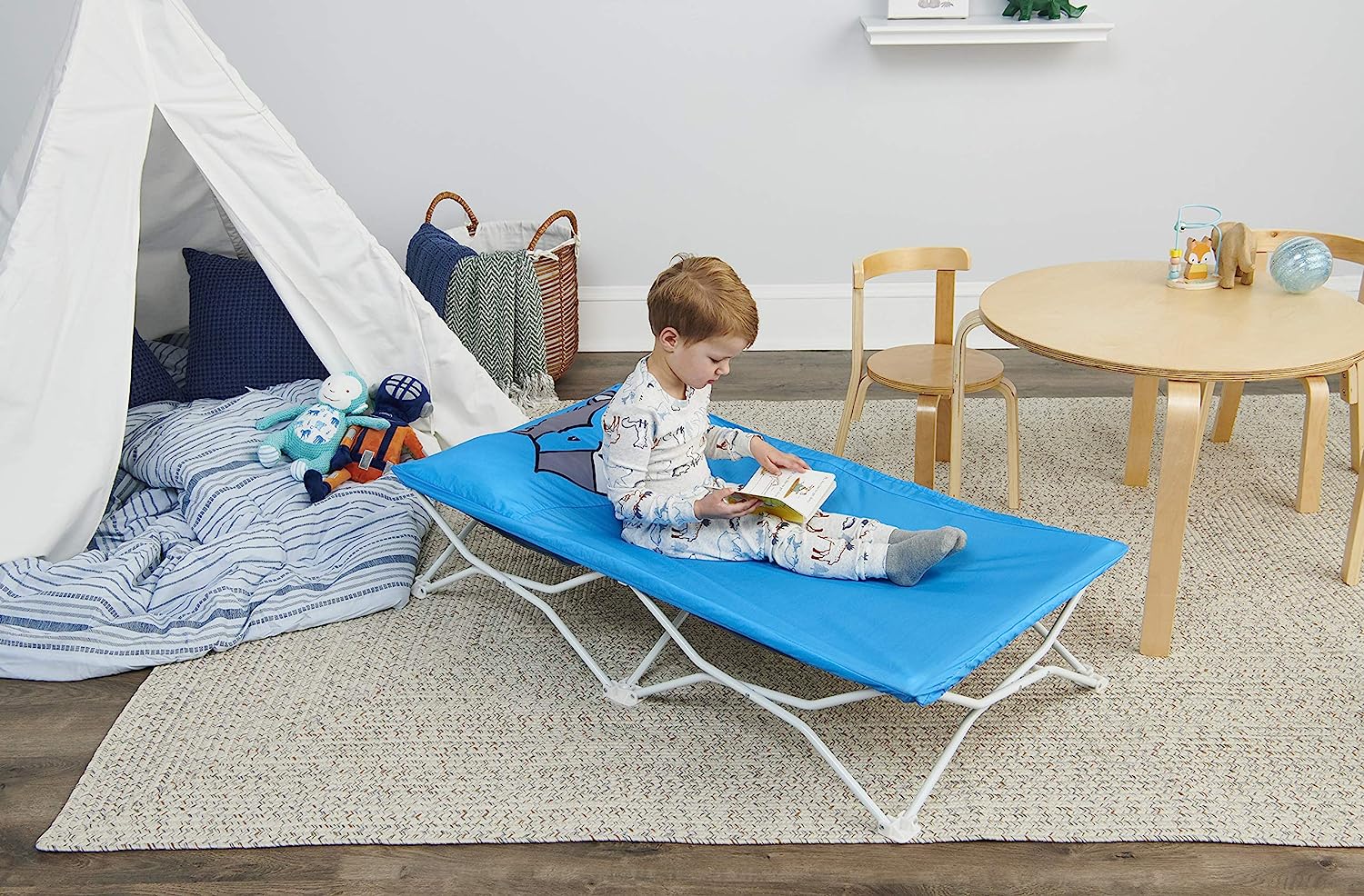 Kleines tragbares Einzelbett für Kleinkinder, Waschbär, Blau, 48 x 24,5 x 9 Zoll (1er-Pack)