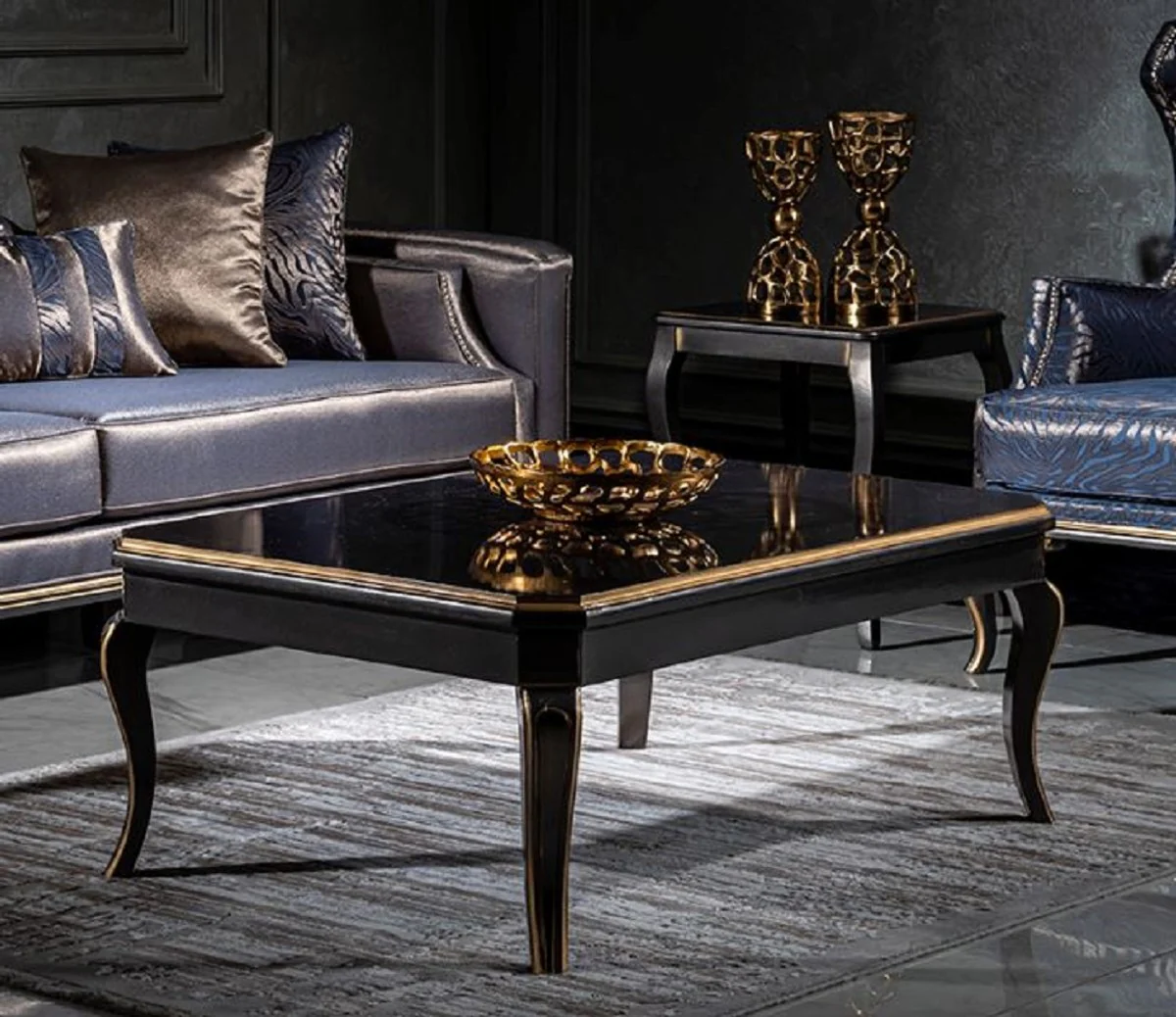 Luxury Baroque coffee table black / gold - Elegant living room table in Baroque style - Handcrafted solid wood table - Baroque living room furniture