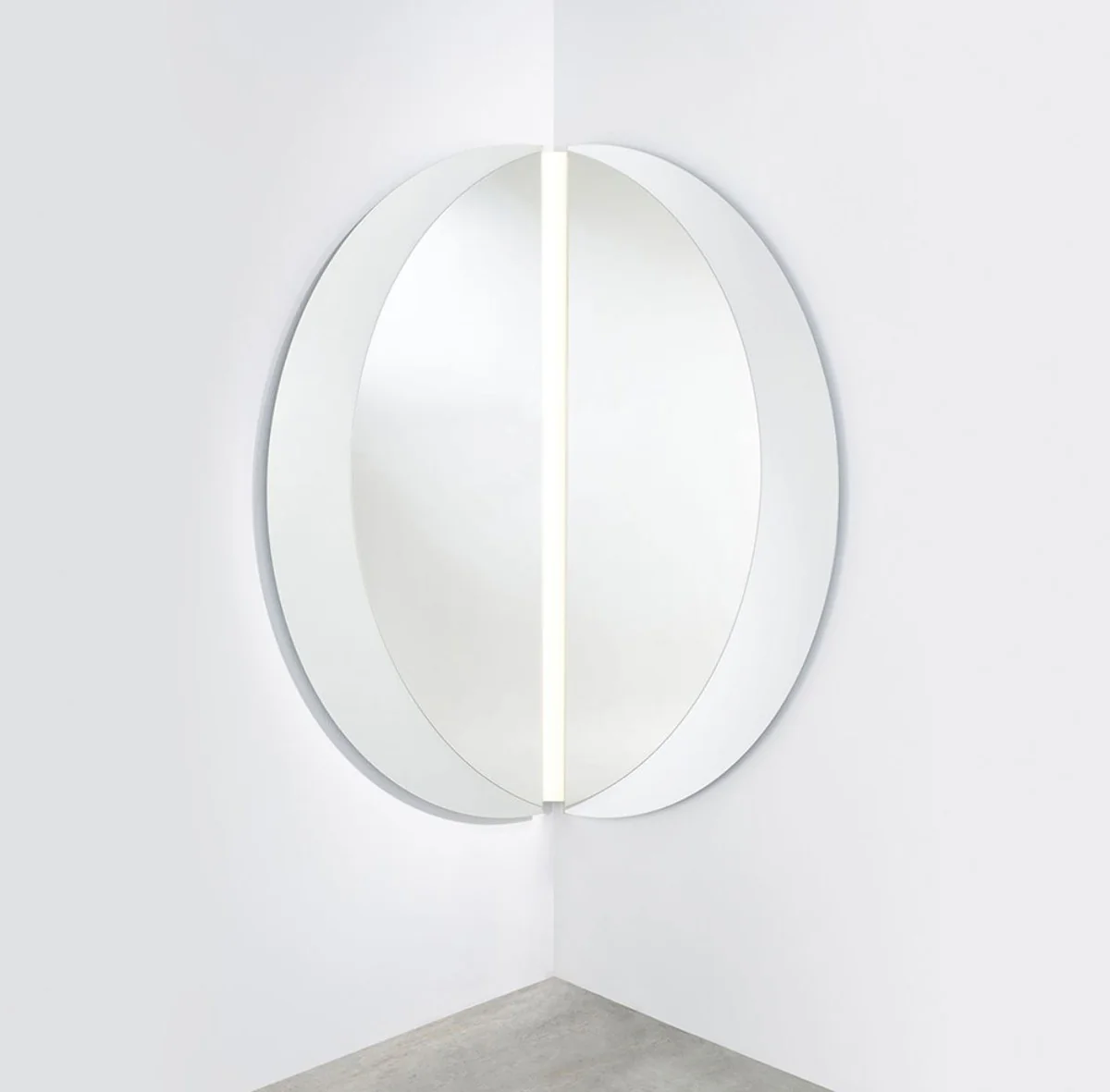 Luxury corner mirror 150 x 3.5 x H. 150 cm - corner wall mirror with LED strips - hotel mirror - boutique mirror - luxury quality