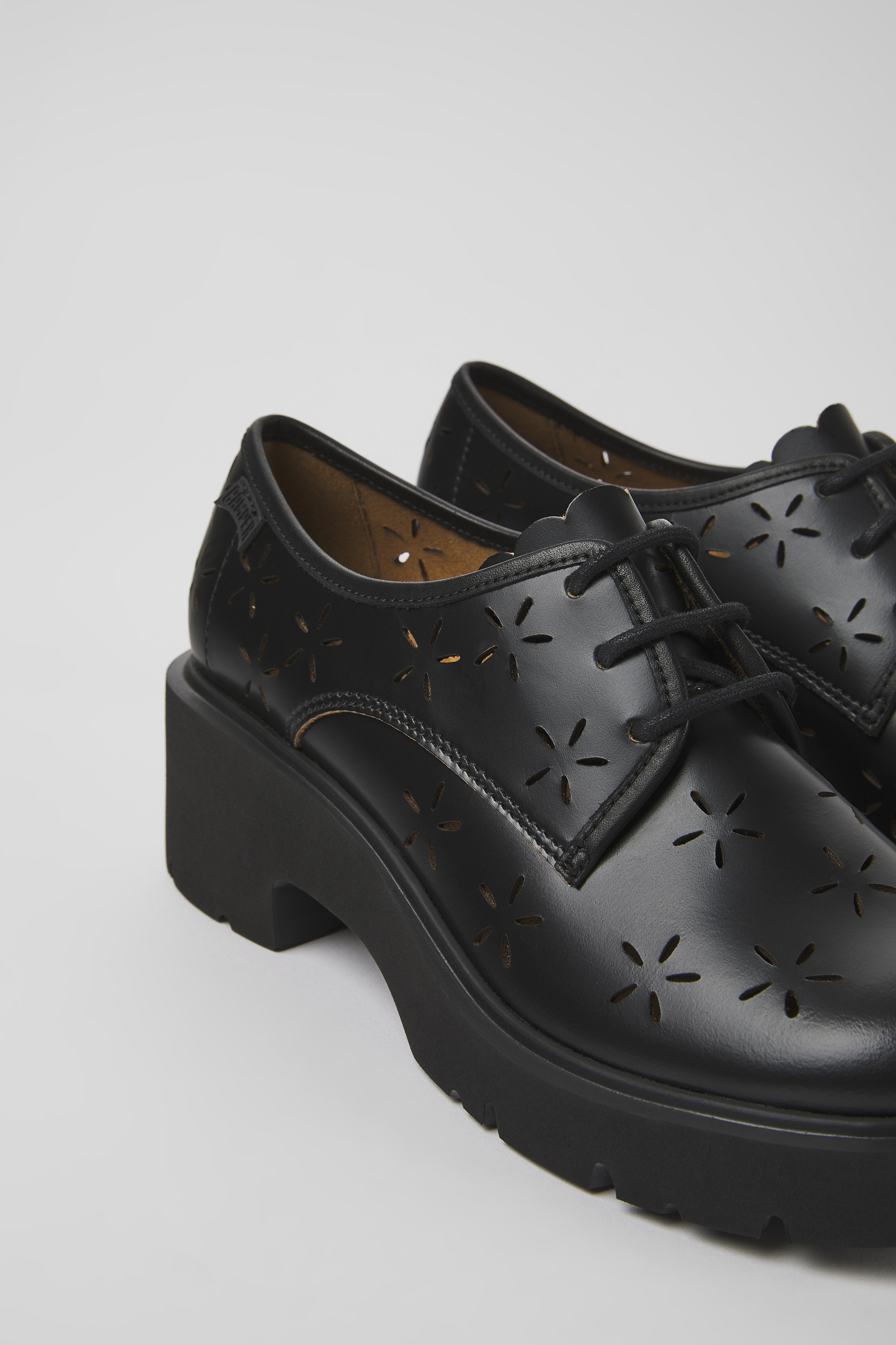 Milah - Schwarze Lederschuhe für Damen