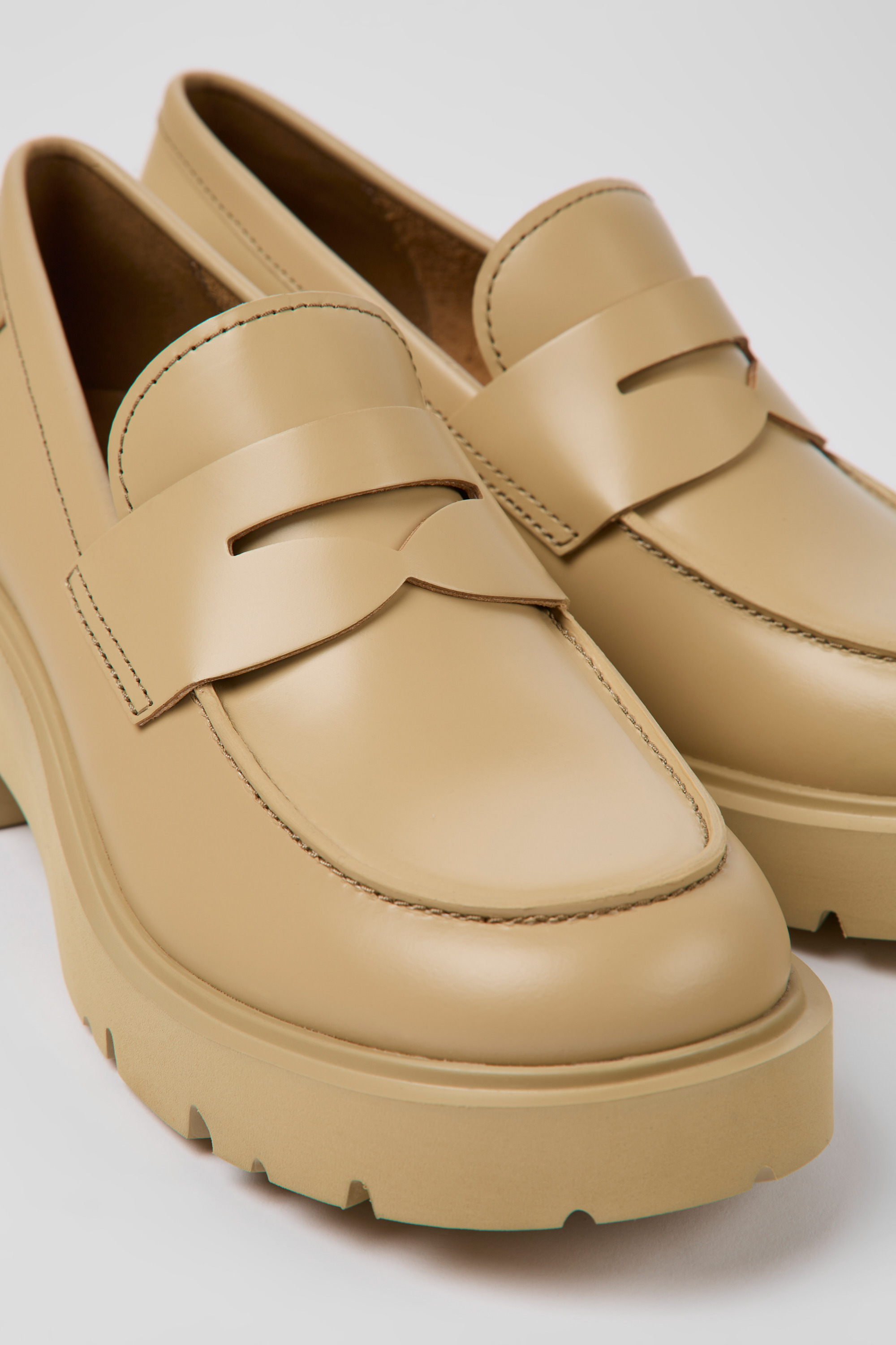 Milah - Beige Leder Loafers für Frauen