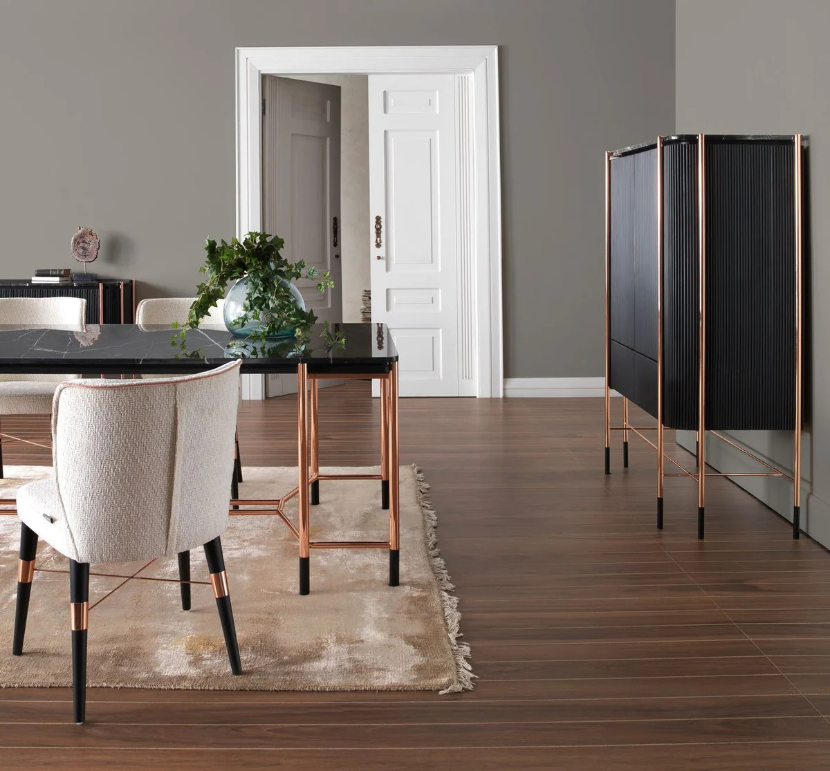 Luxury dining room chair set of 8 white / black / copper 50 x 54 x H. 83 cm - dining room furniture - restaurant furniture - hotel furniture - luxury furniture - luxury collection