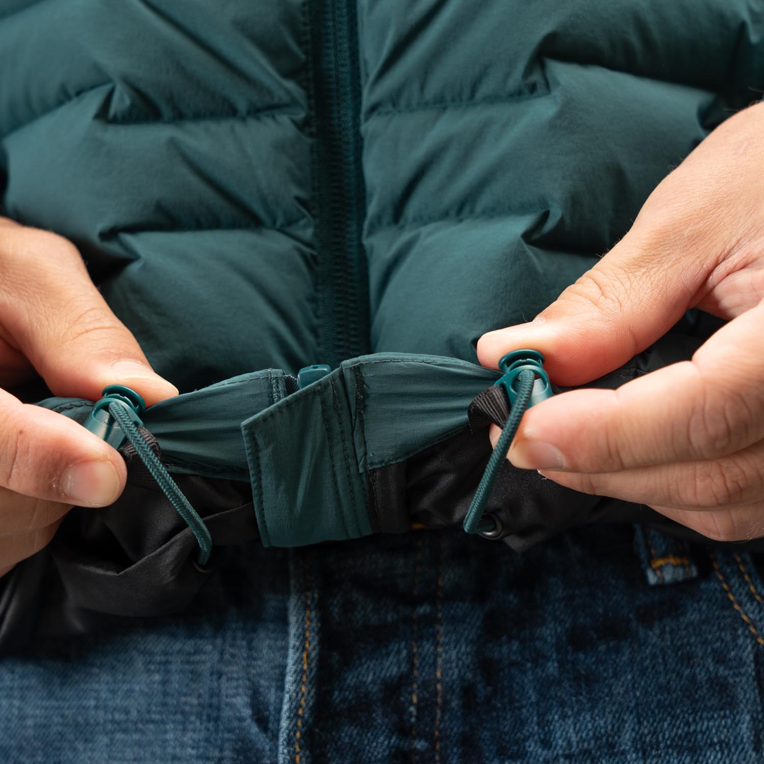 Boulder stretch down jacket with hood