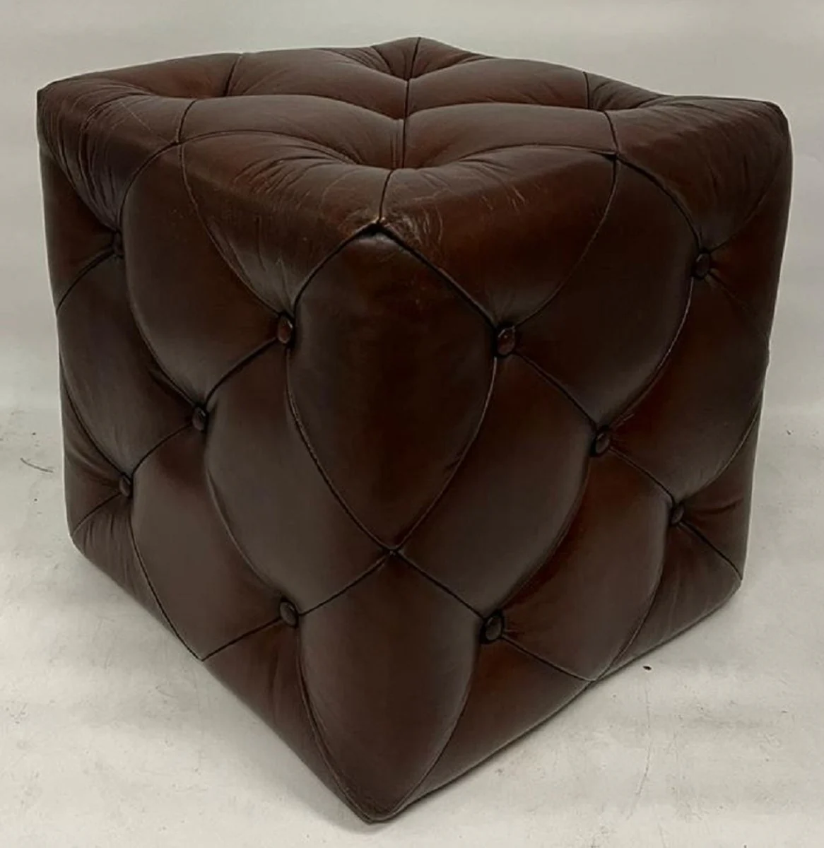Luxury Chesterfield leather stool dark brown 40 x 40 x H. 40 cm - real leather footstool - real leather cube stool - Chesterfield living room - real leather furniture - luxury furniture