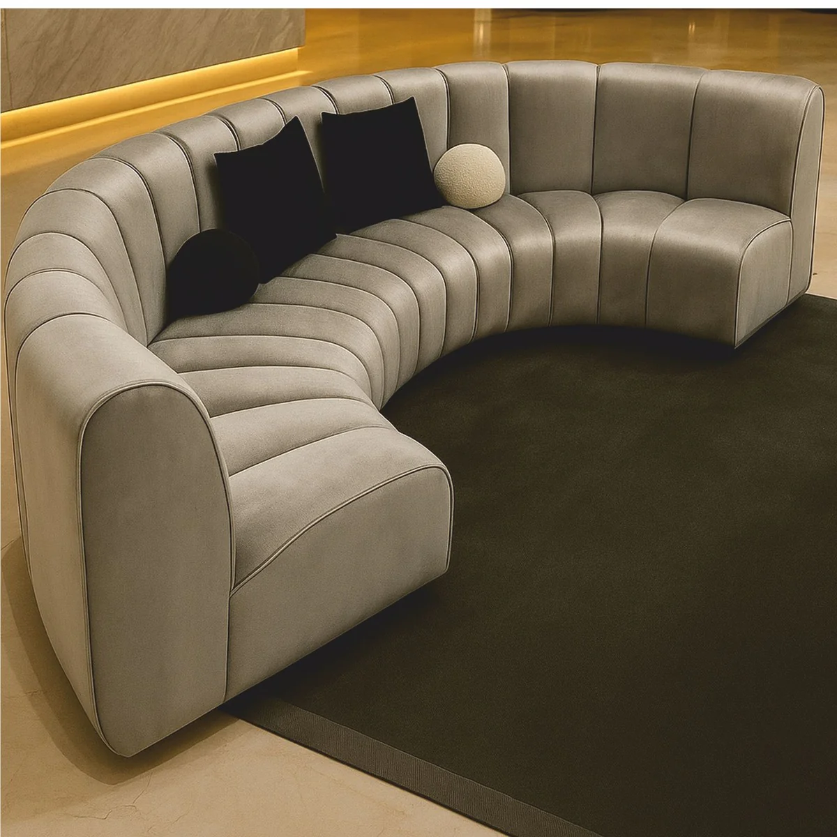 Luxus Sofa Silber 330 cm - Gebogenes Wohnzimmer Sofa - Luxus Möbel
