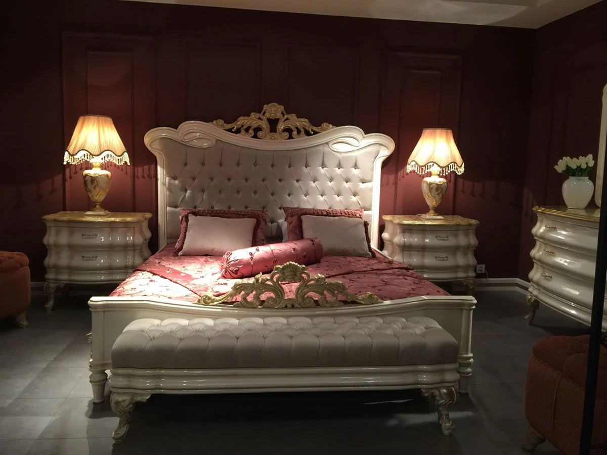 Luxury Baroque double bed gray / white / gold - magnificent solid wood bed with glittering stones - Baroque bedroom furniture