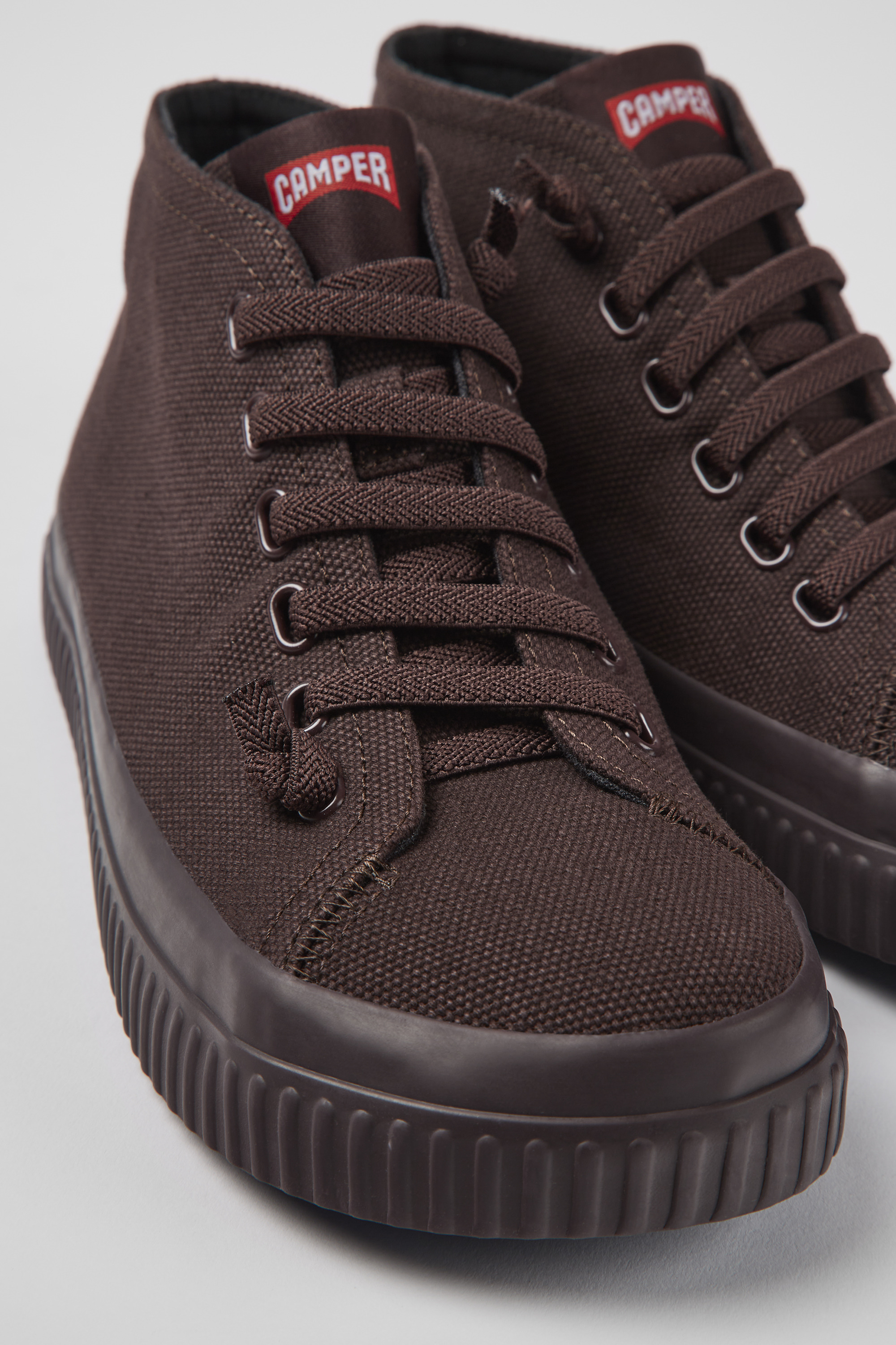 Peu Roda - Burgund recycelte Baumwollsneaker für Damen