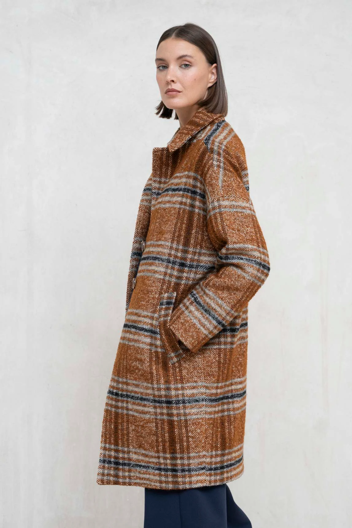 Rivera-Spanien-Biella-Mantel mit Kachelkaros