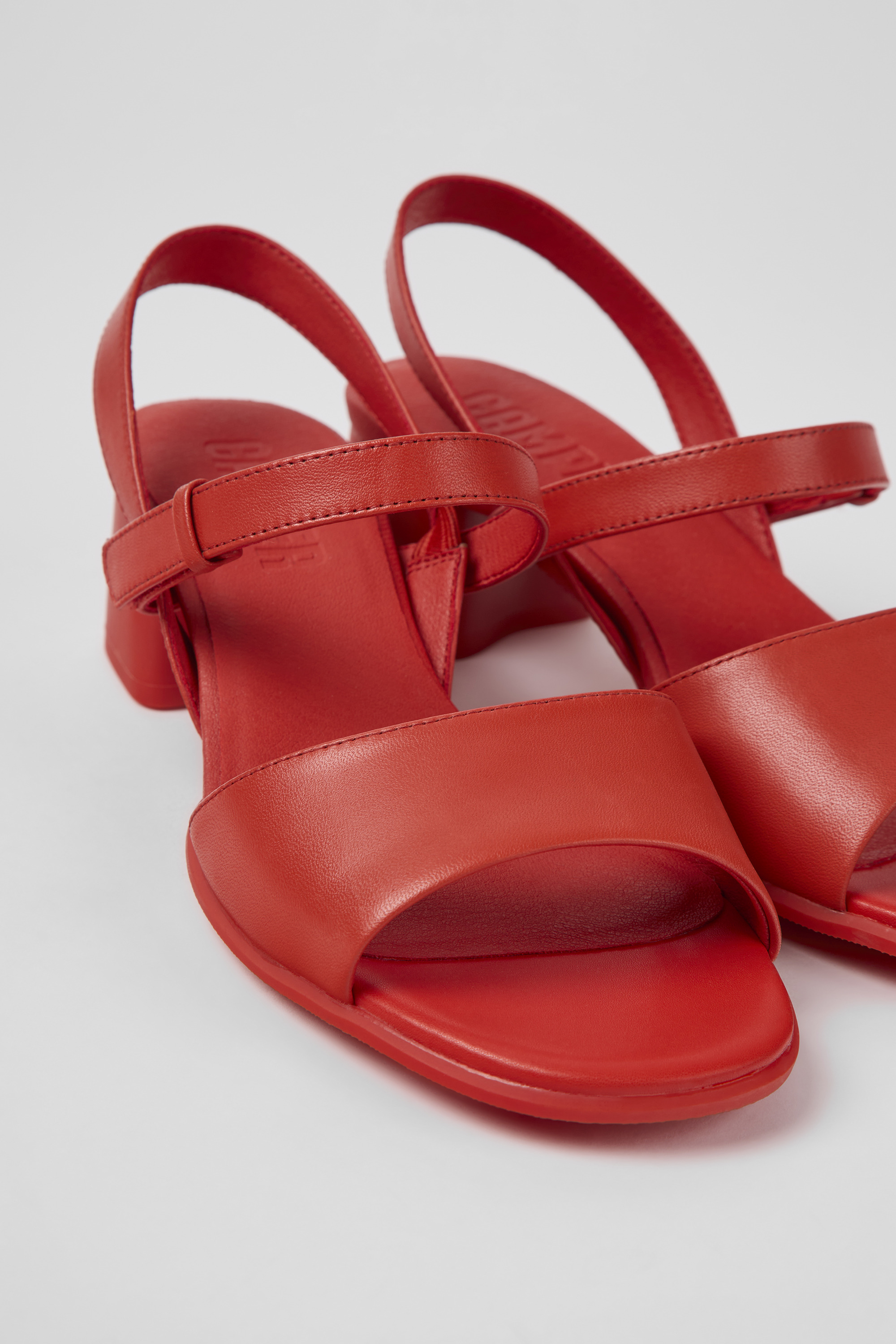 Katie - Roter Sandal für Frauen