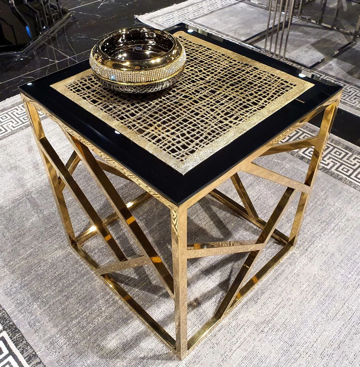 Luxury side table with glass top gold / black 45 x 45 x H. 43 cm - Living Room Furniture - Luxury Furniture