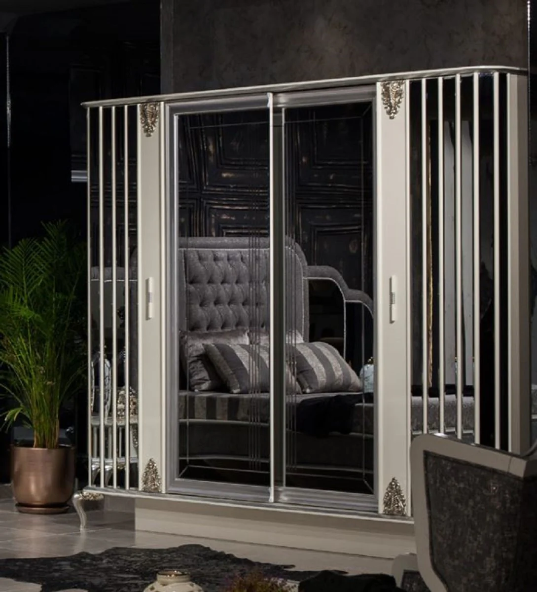 Luxury Baroque Bedroom Wardrobe White / Gray / Silver - Mirrored Solid Wood Wardrobe in Baroque Style - Baroque Bedroom Furniture - Noble & Magnificent