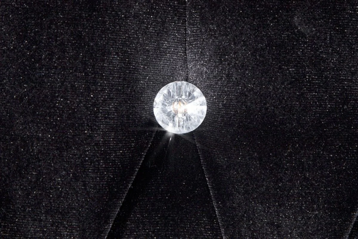 Luxury dining room chair with armrests and rhinestones, black Mod2 - Baroque furniture