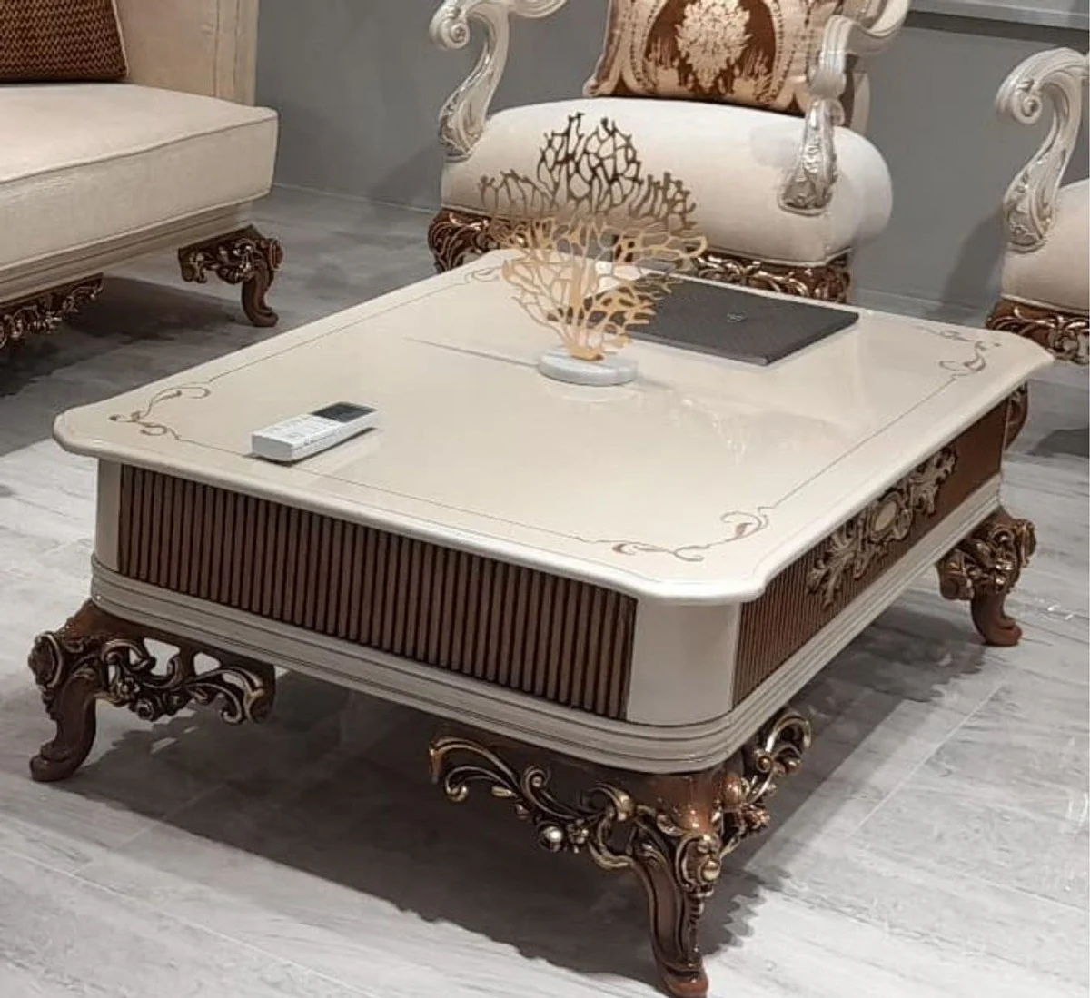 Luxury baroque coffee table beige / gray / brown / gold - magnificent solid wood living room table in baroque style - baroque living room furniture - noble & magnificent
