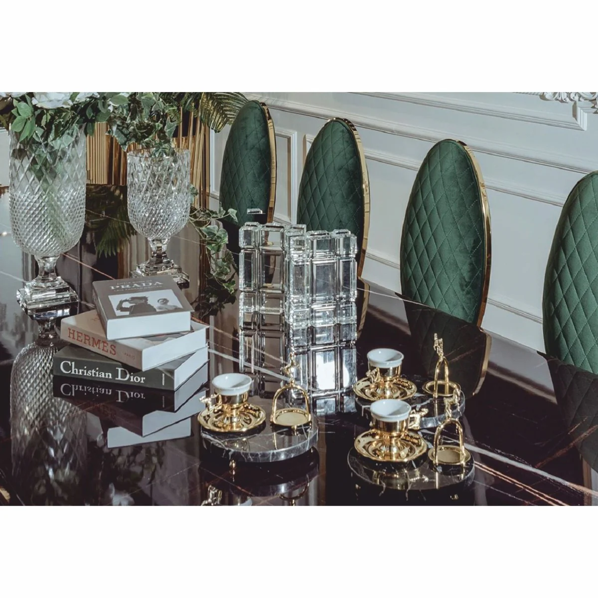 Luxury dining room chair green / gold H. 108 cm - Dining room furniture